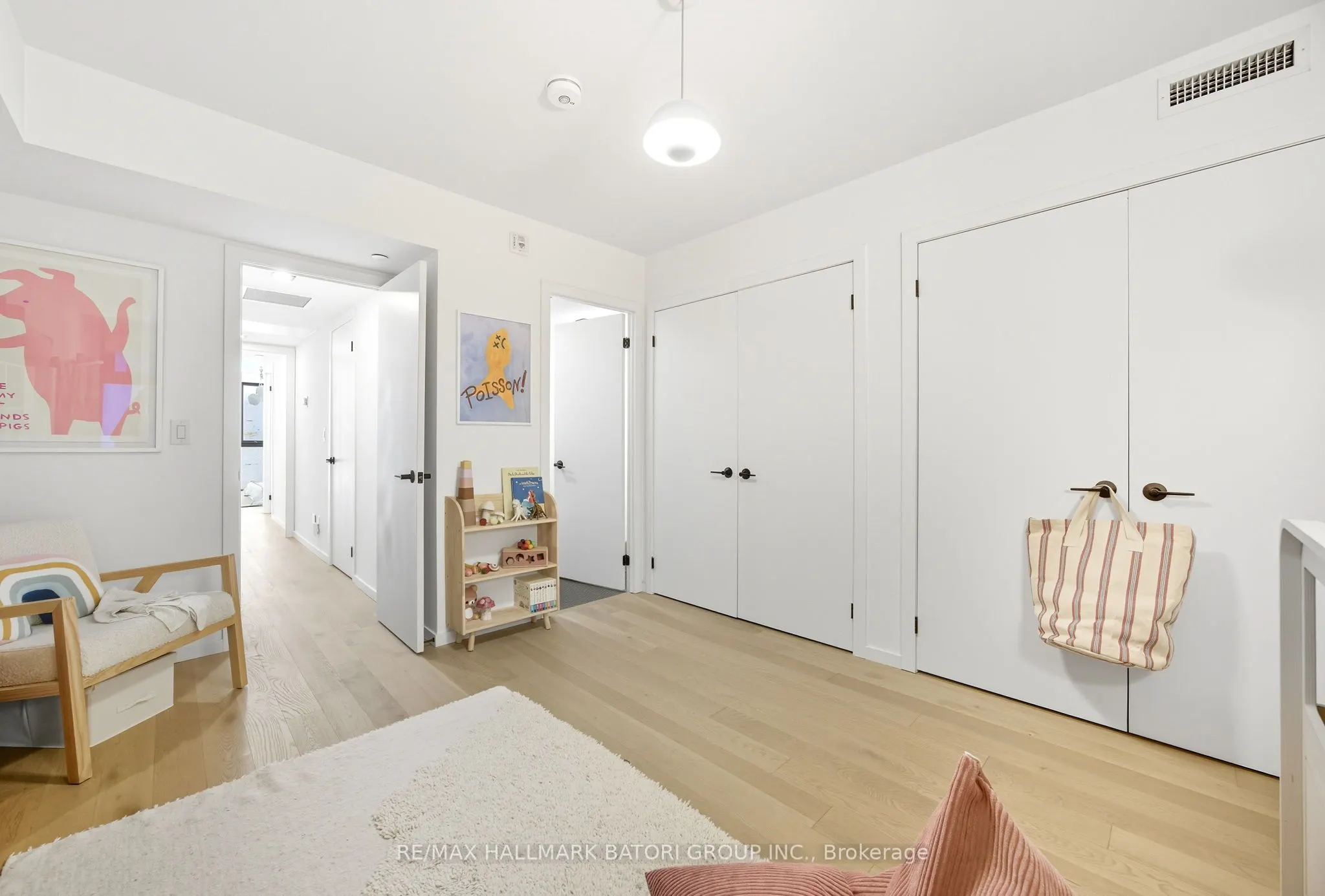 45 Dovercourt Road, #301