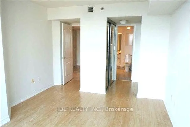 38 Elm Street, #3307