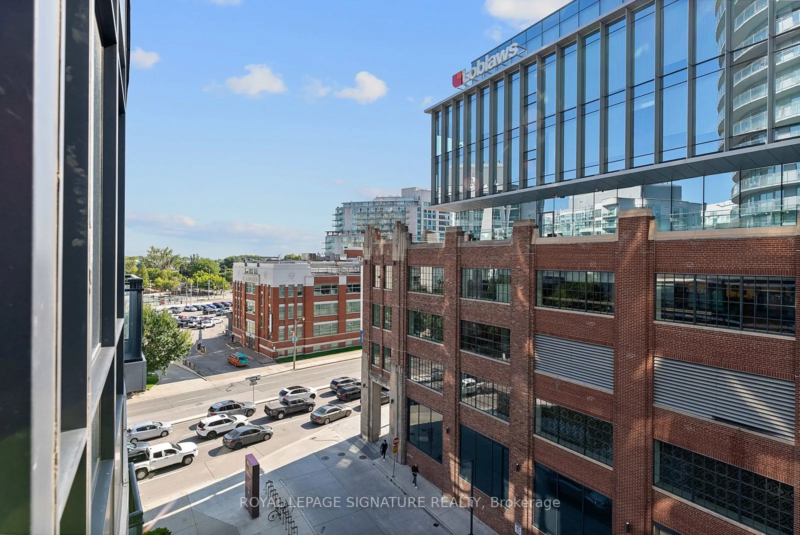 38 Dan Leckie Way, #725