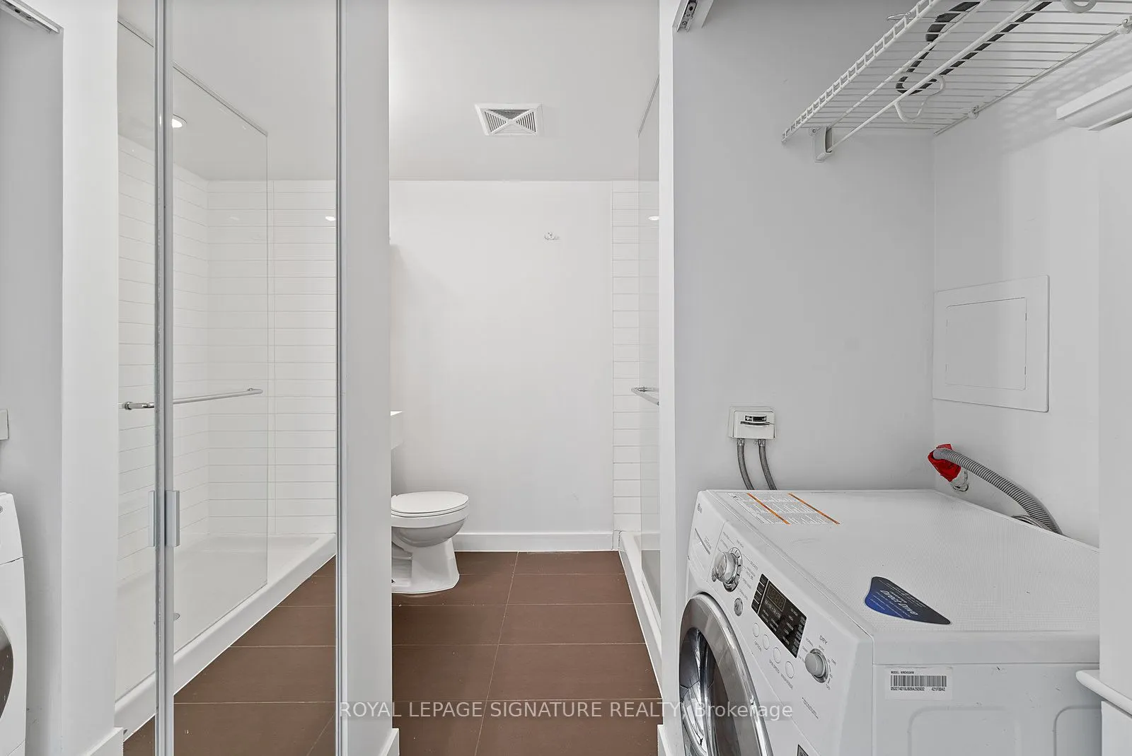 38 Dan Leckie Way, #725