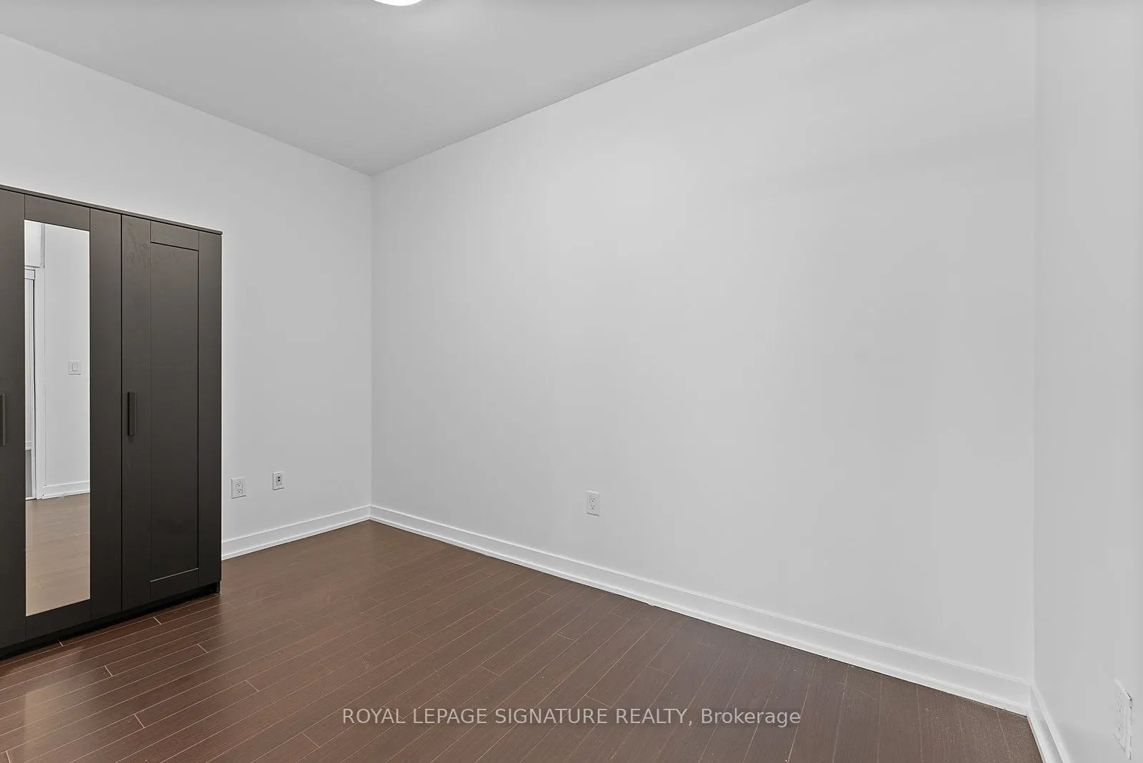 38 Dan Leckie Way, #725