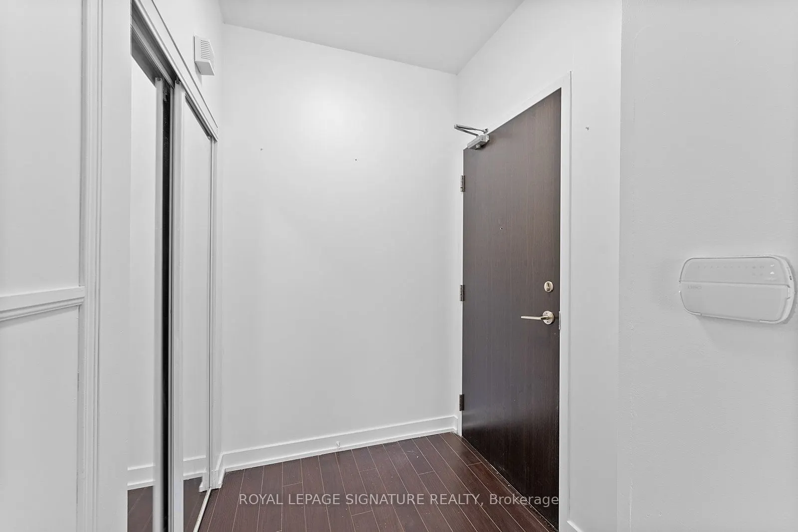 38 Dan Leckie Way, #725
