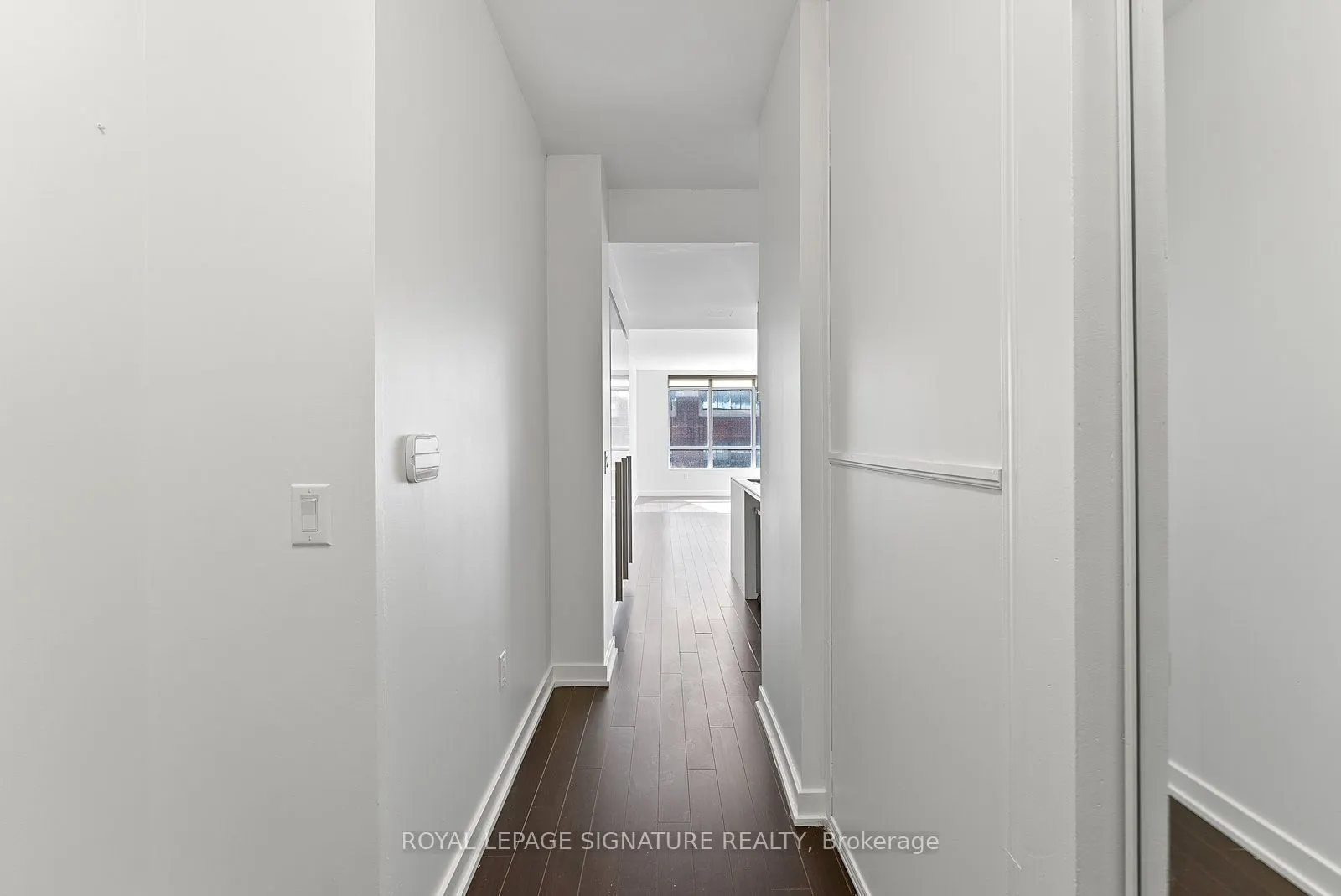 38 Dan Leckie Way, #725