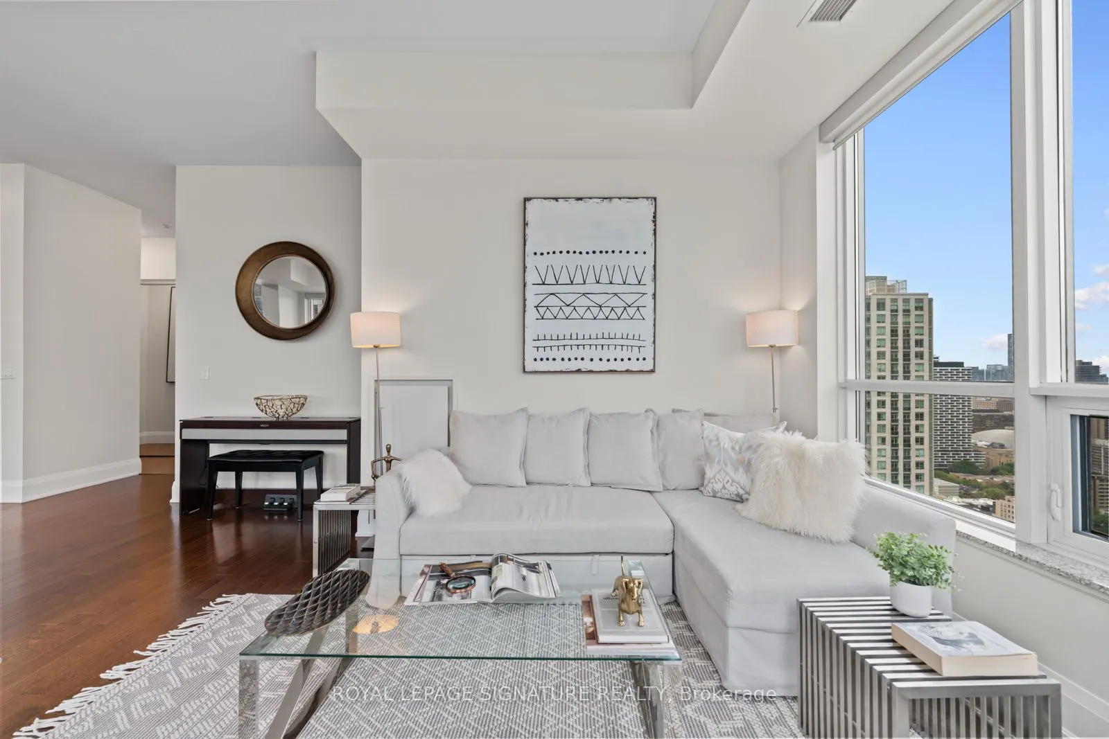 500 Sherbourne Street, #3207