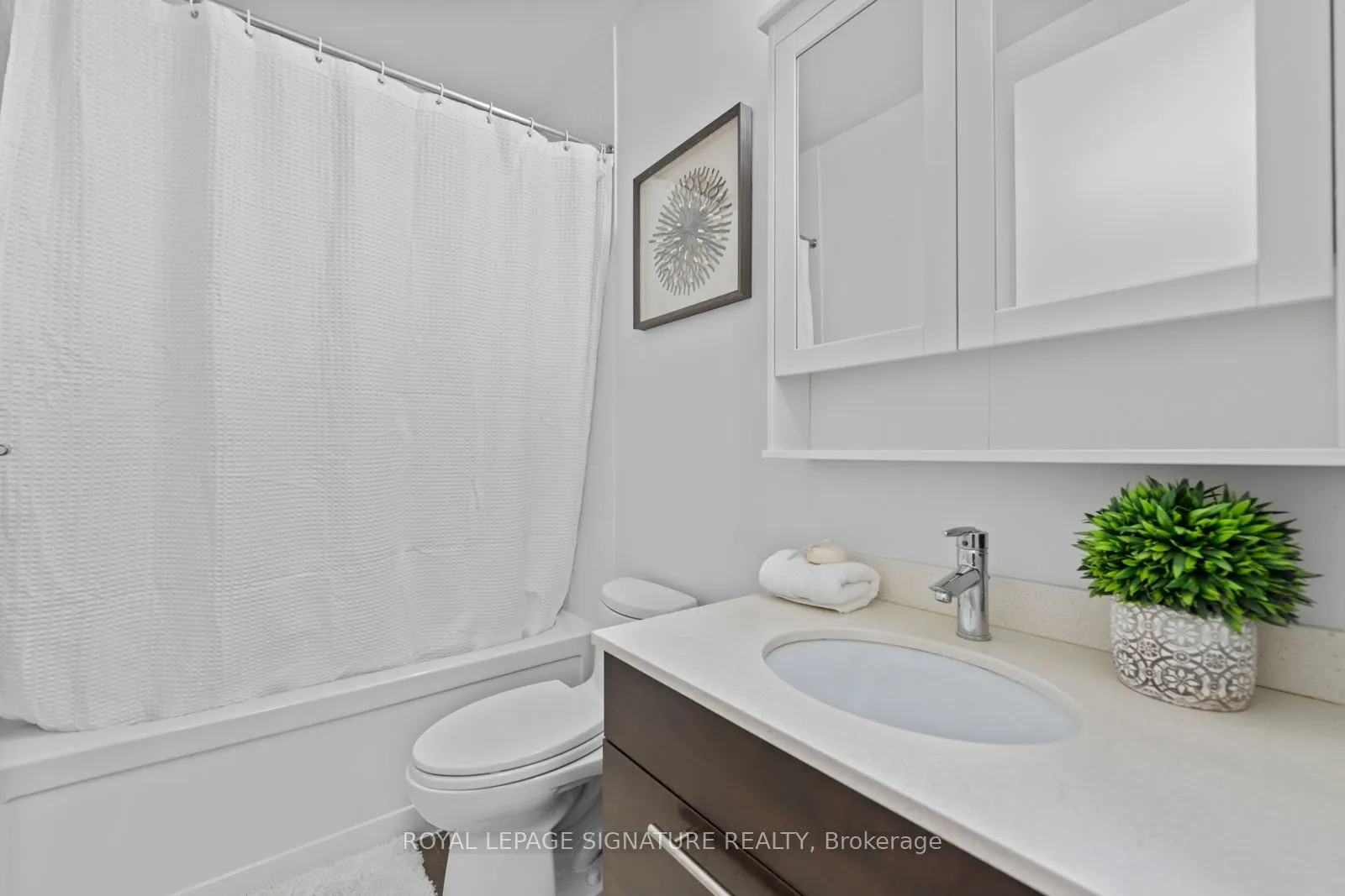 500 Sherbourne Street, #3207