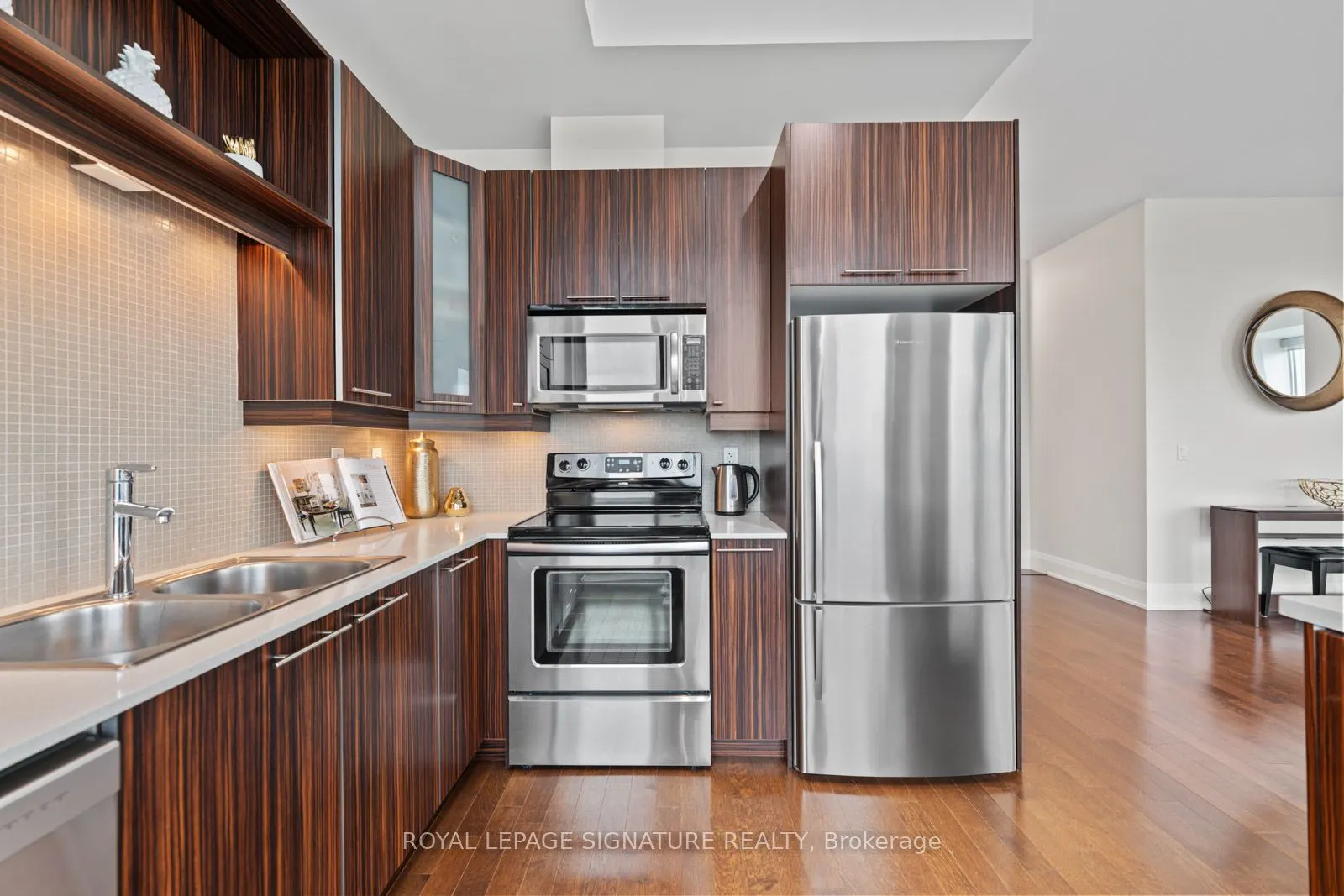 500 Sherbourne Street, #3207