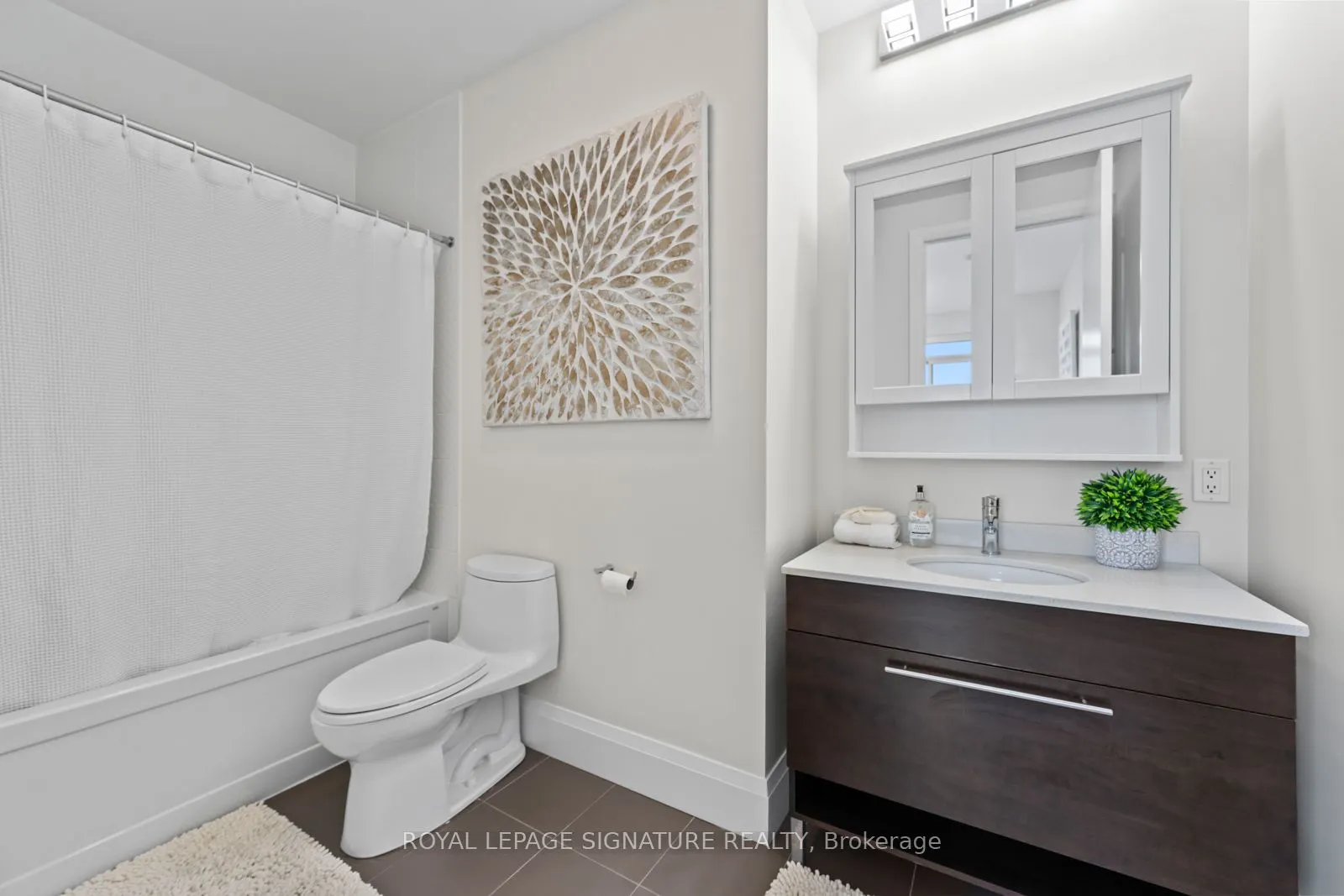 500 Sherbourne Street, #3207