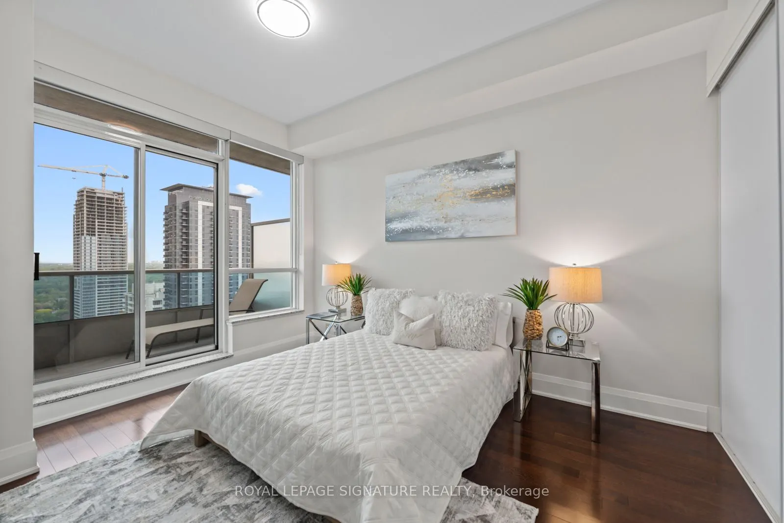 500 Sherbourne Street, #3207