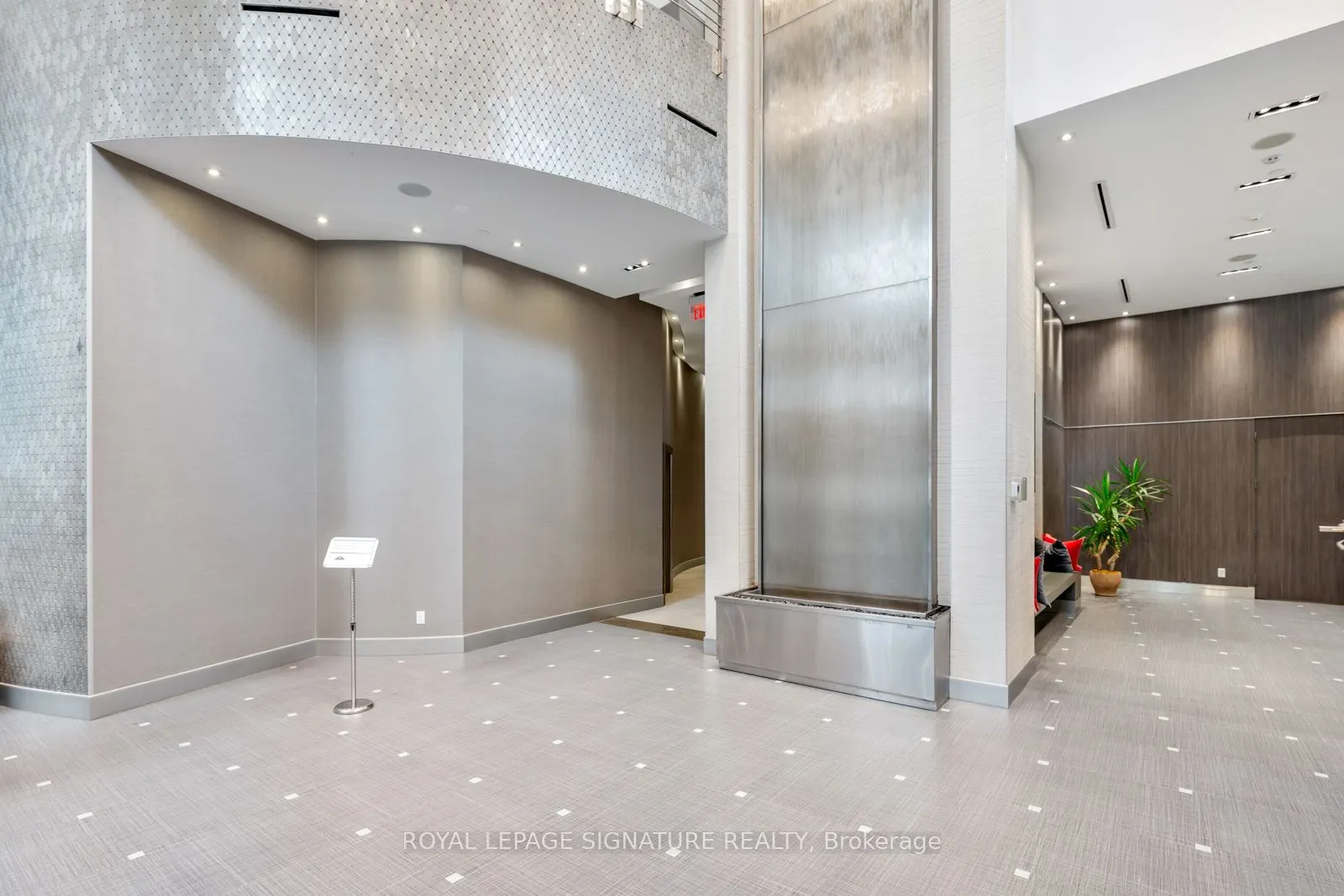 500 Sherbourne Street, #3207