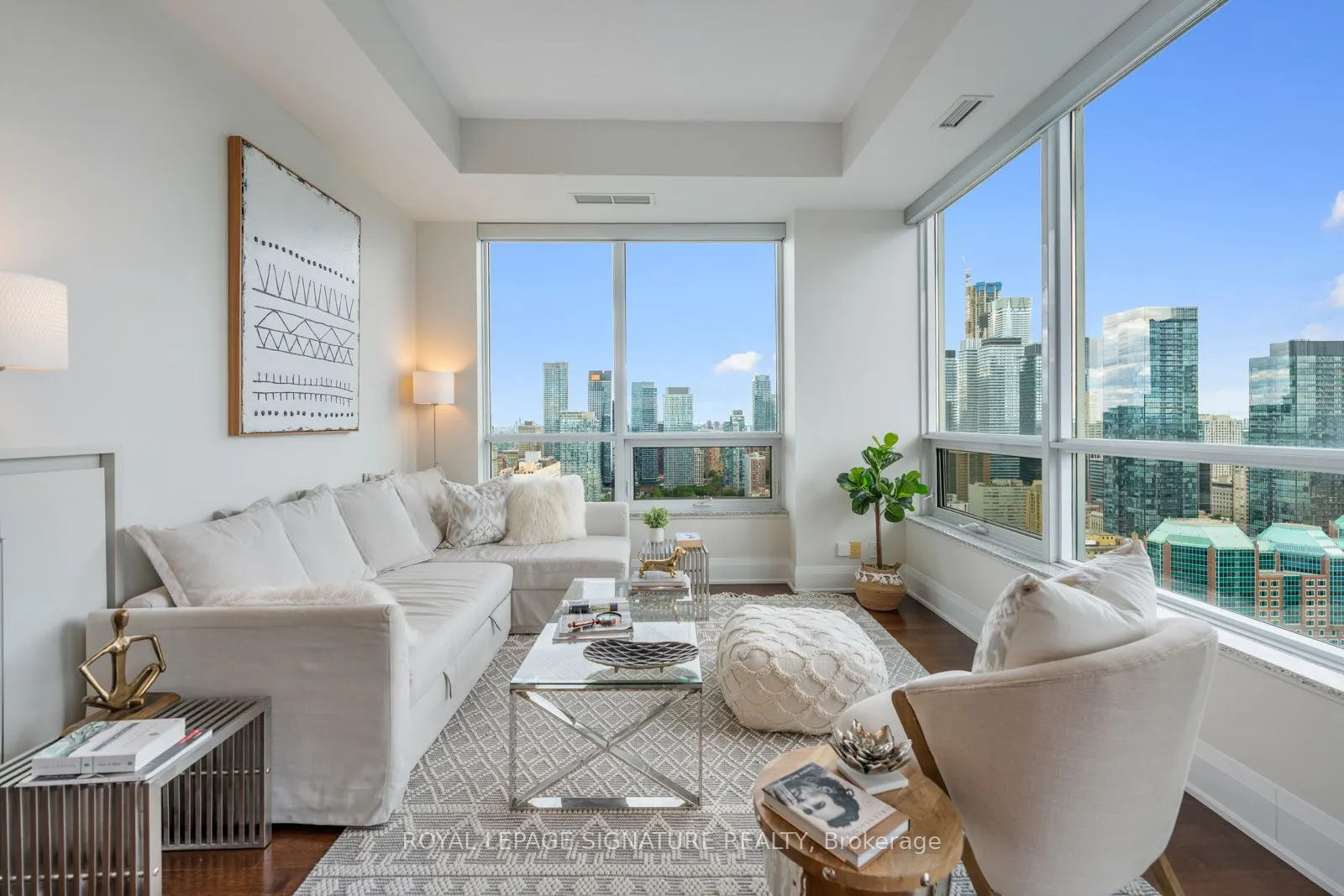 500 Sherbourne Street, #3207