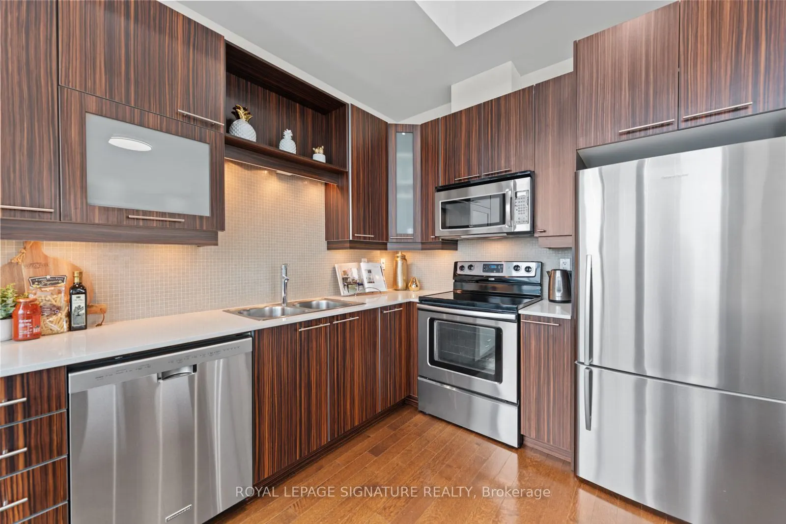 500 Sherbourne Street, #3207