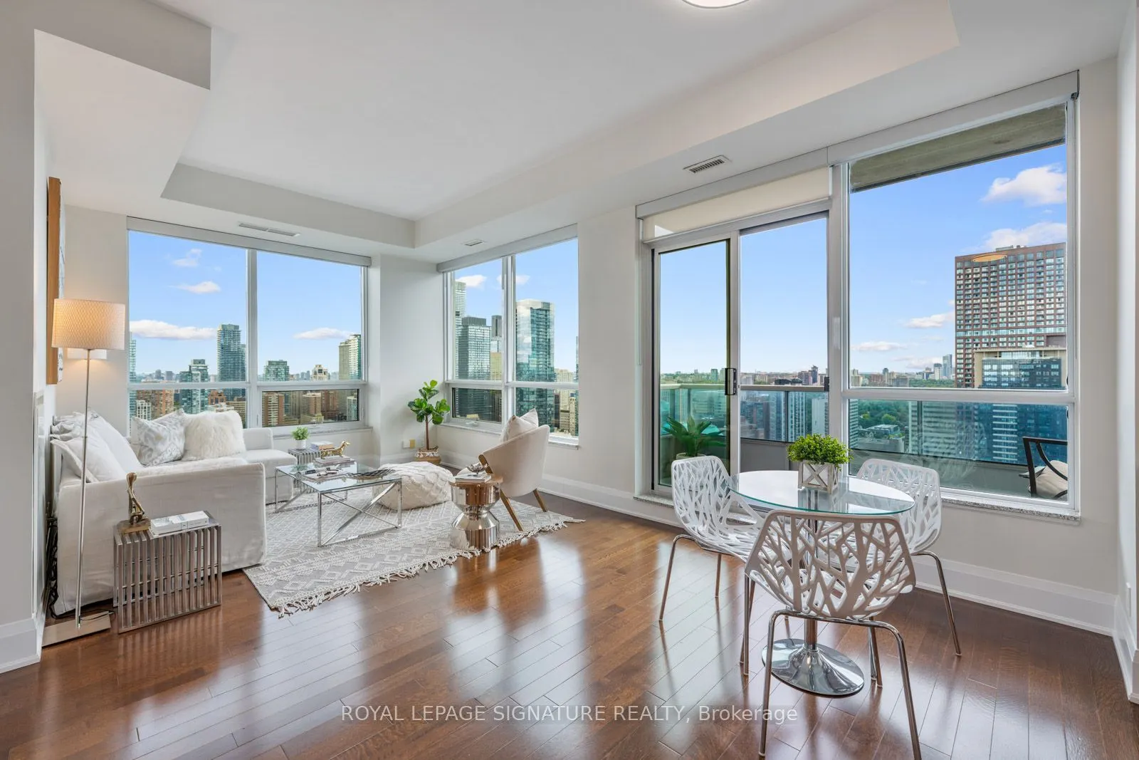 500 Sherbourne Street, #3207