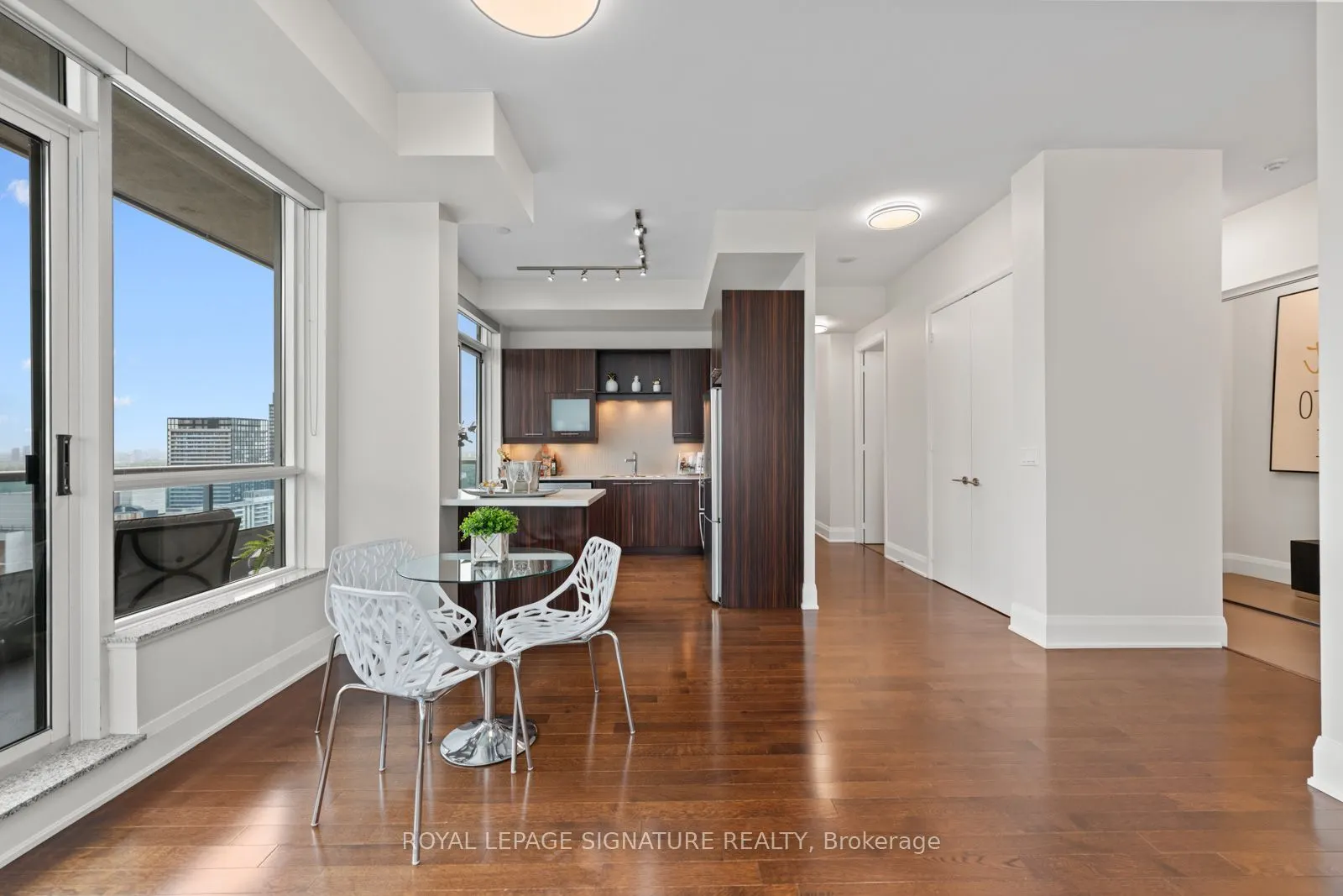 500 Sherbourne Street, #3207