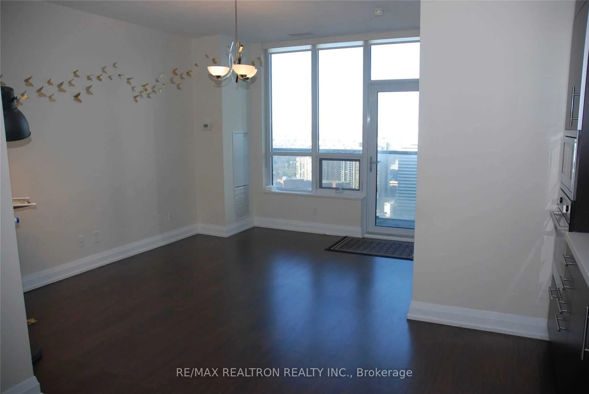 2 Anndale Drive, #3204