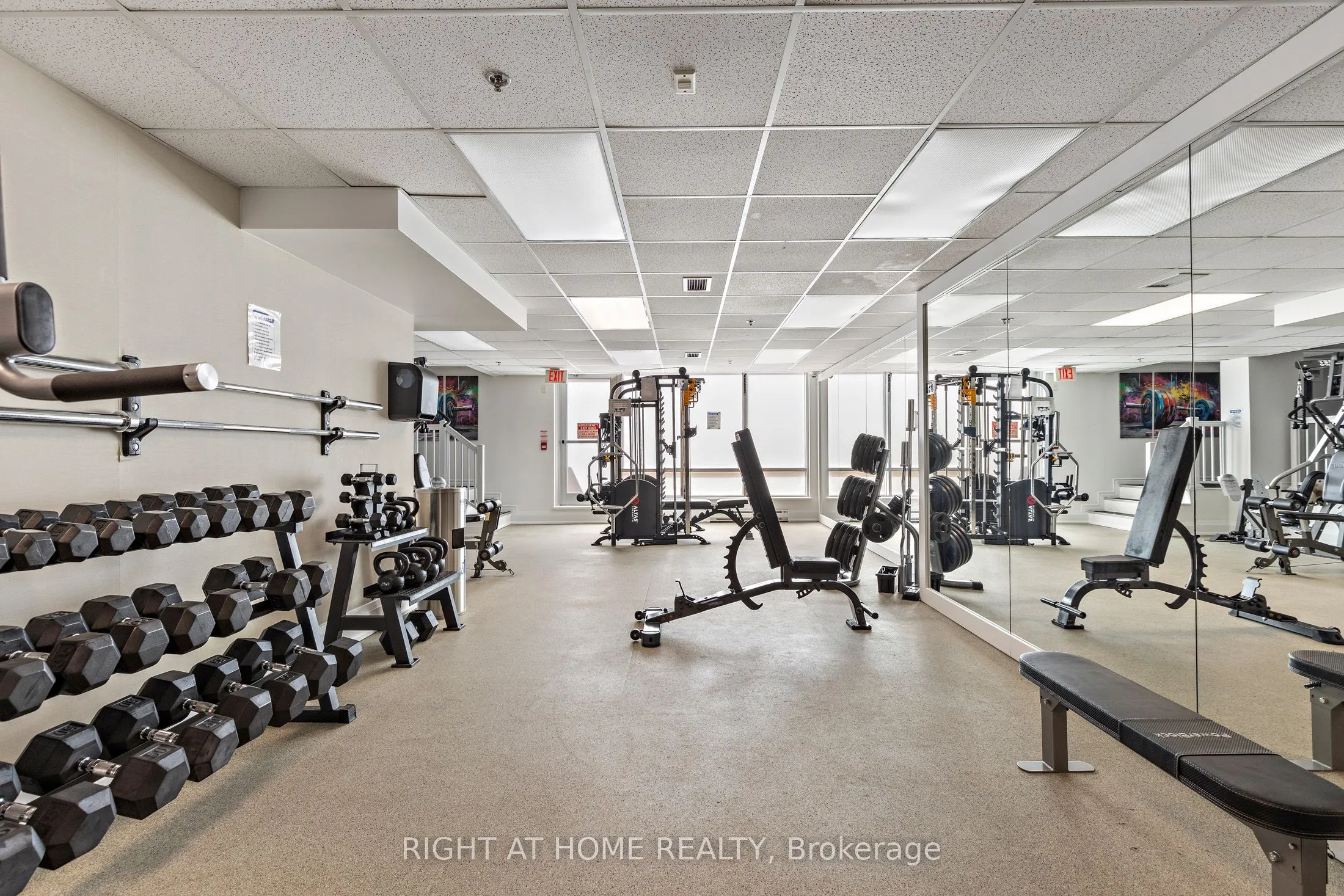 205 Wellesley Street E, #205