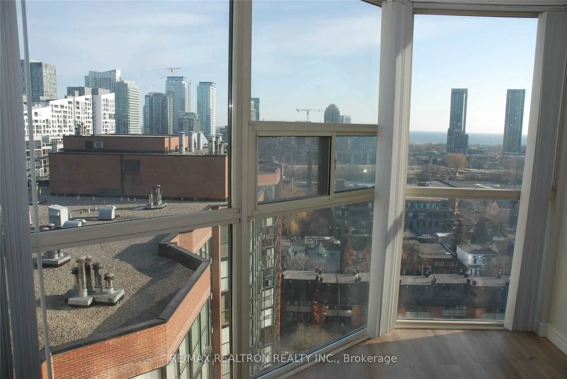 705 King Street W, #1709