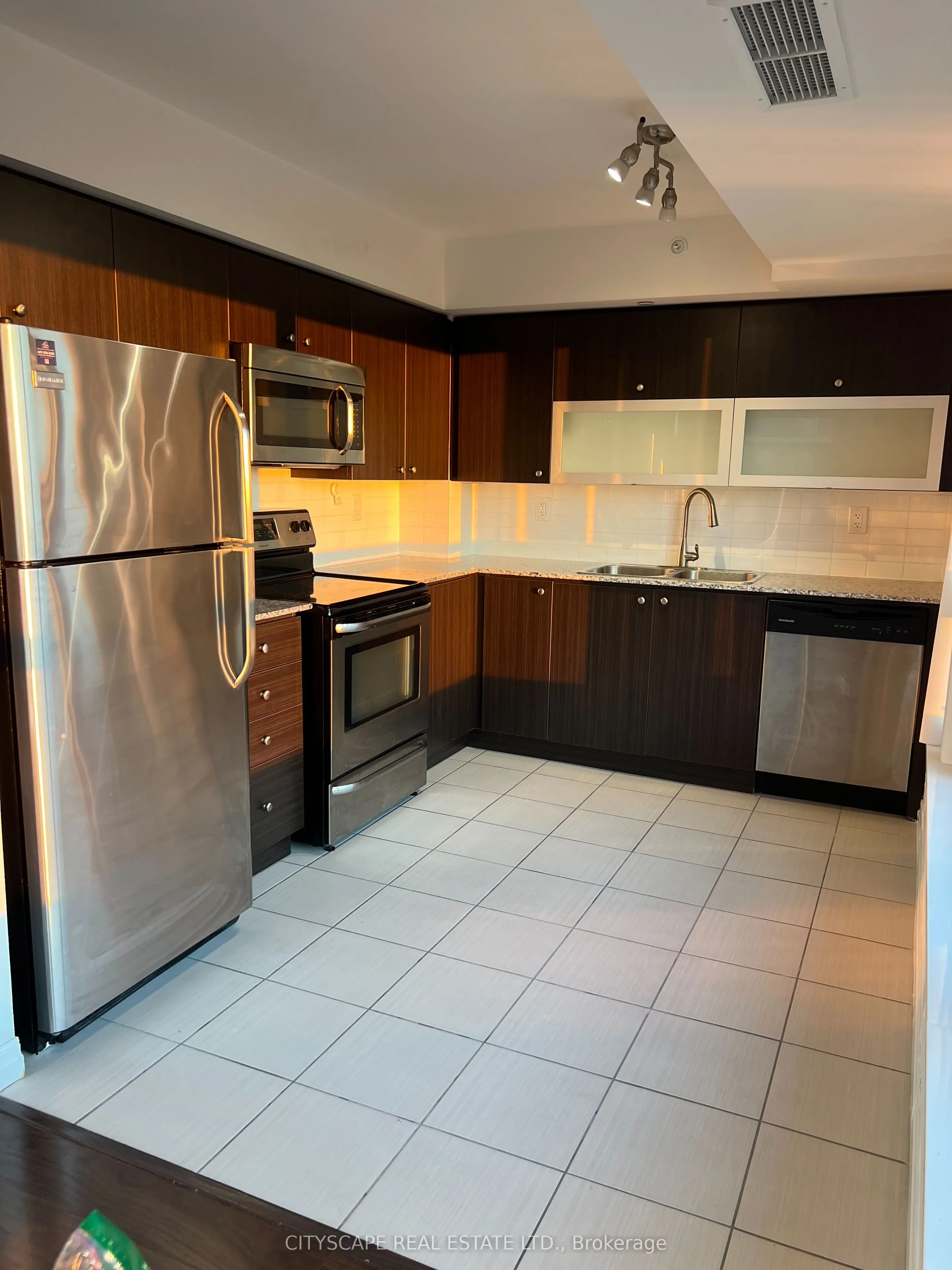 275 Yorkland Road, #2602
