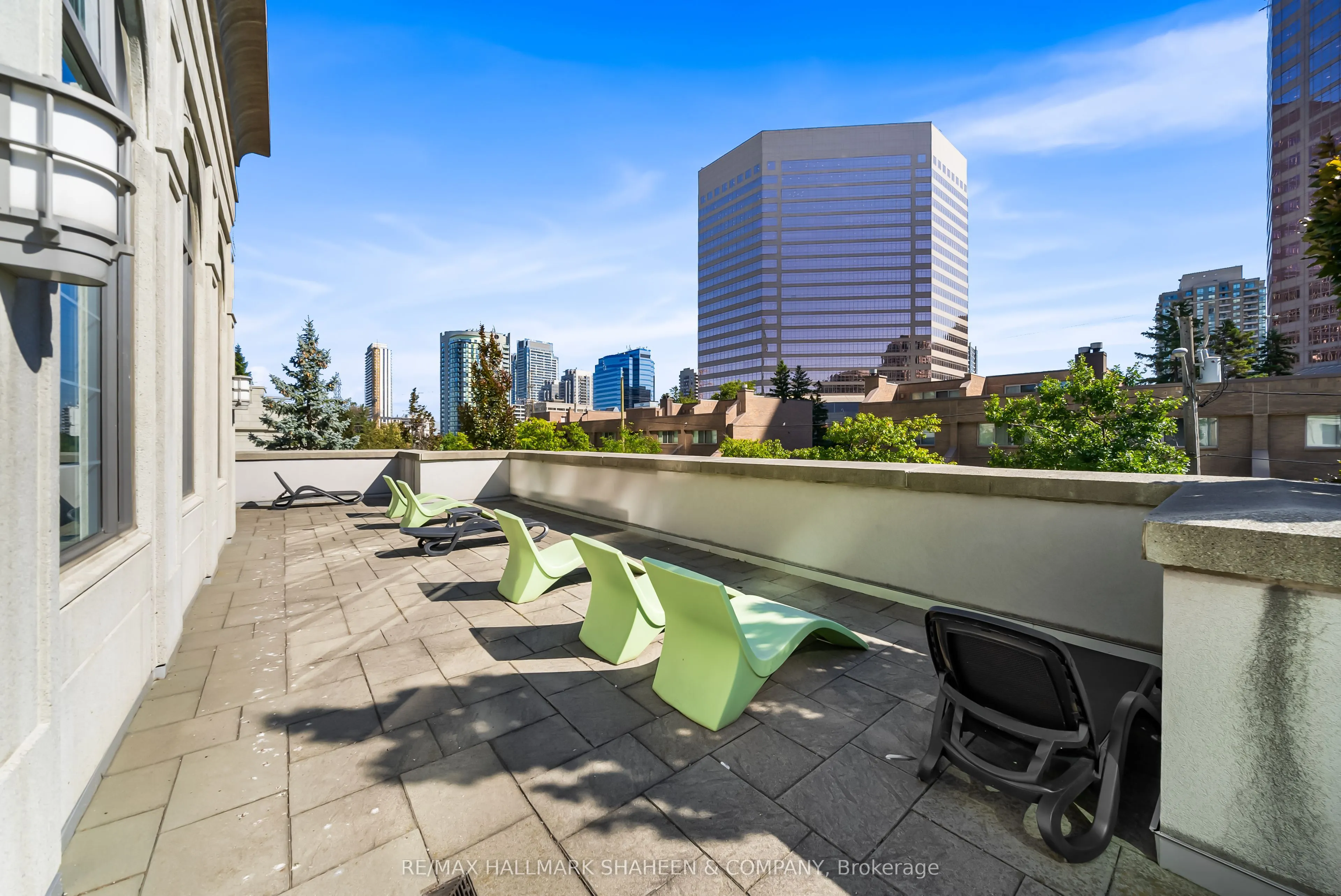 25 Greenview Avenue, #Ph17