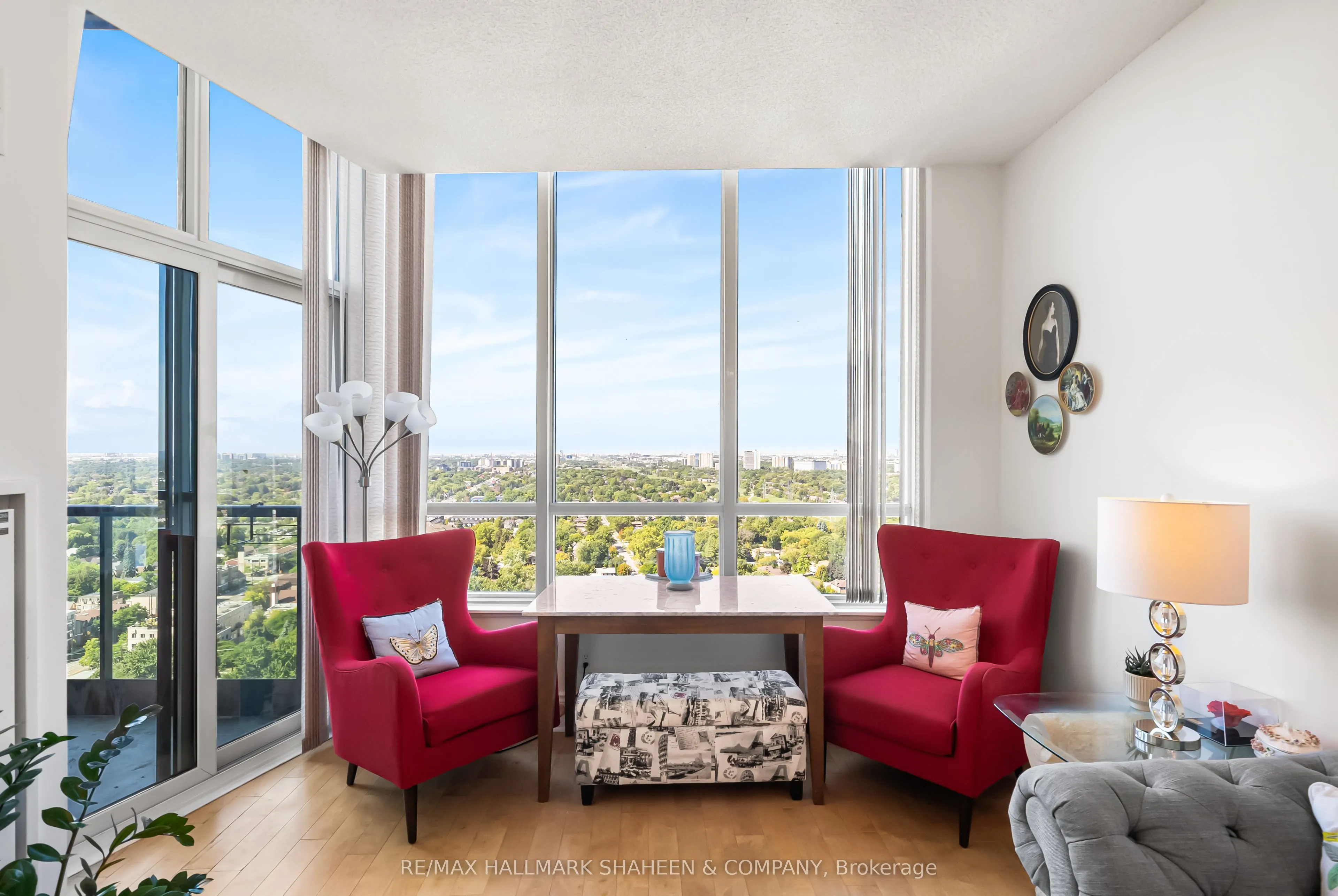 25 Greenview Avenue, #Ph17
