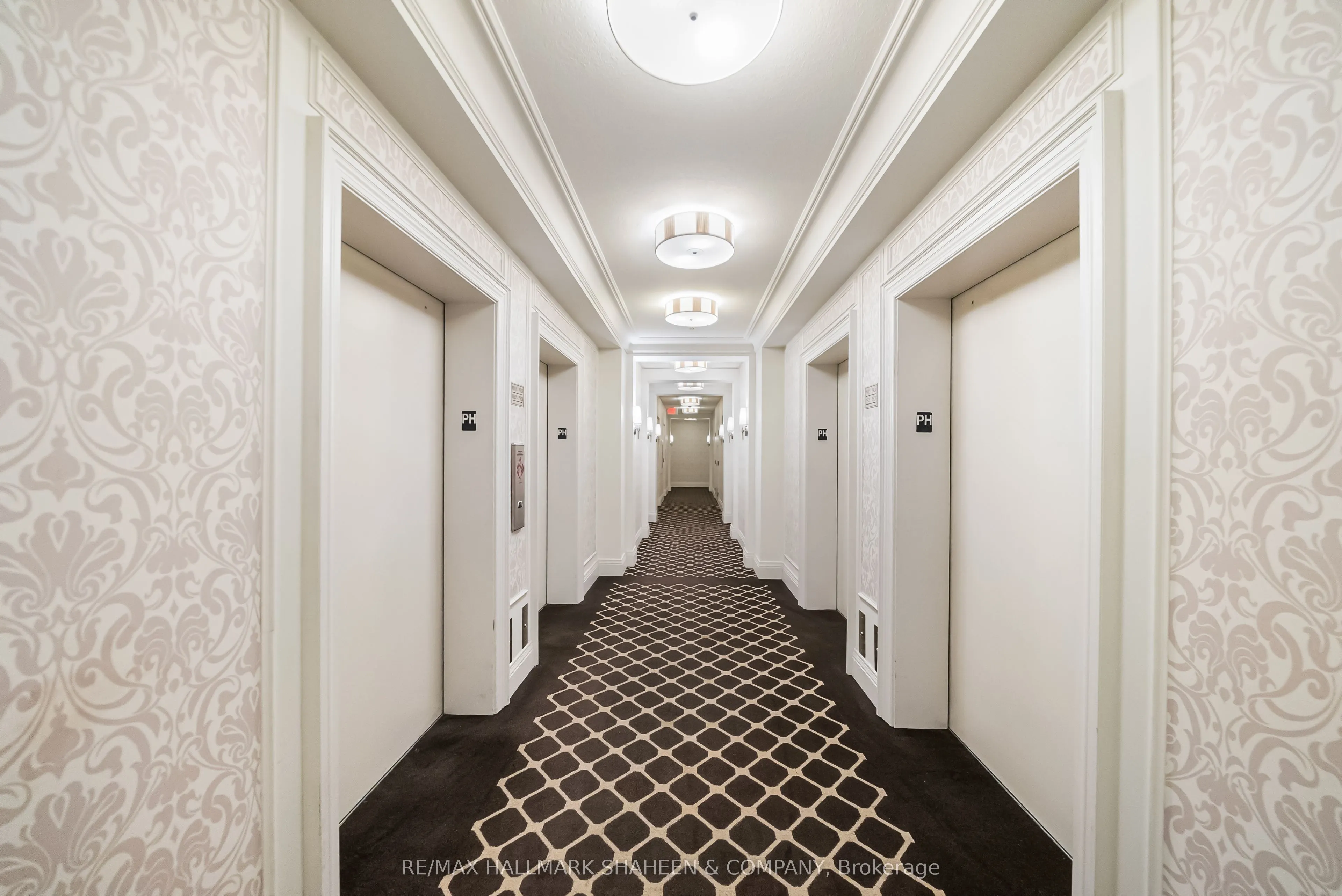 25 Greenview Avenue, #Ph17