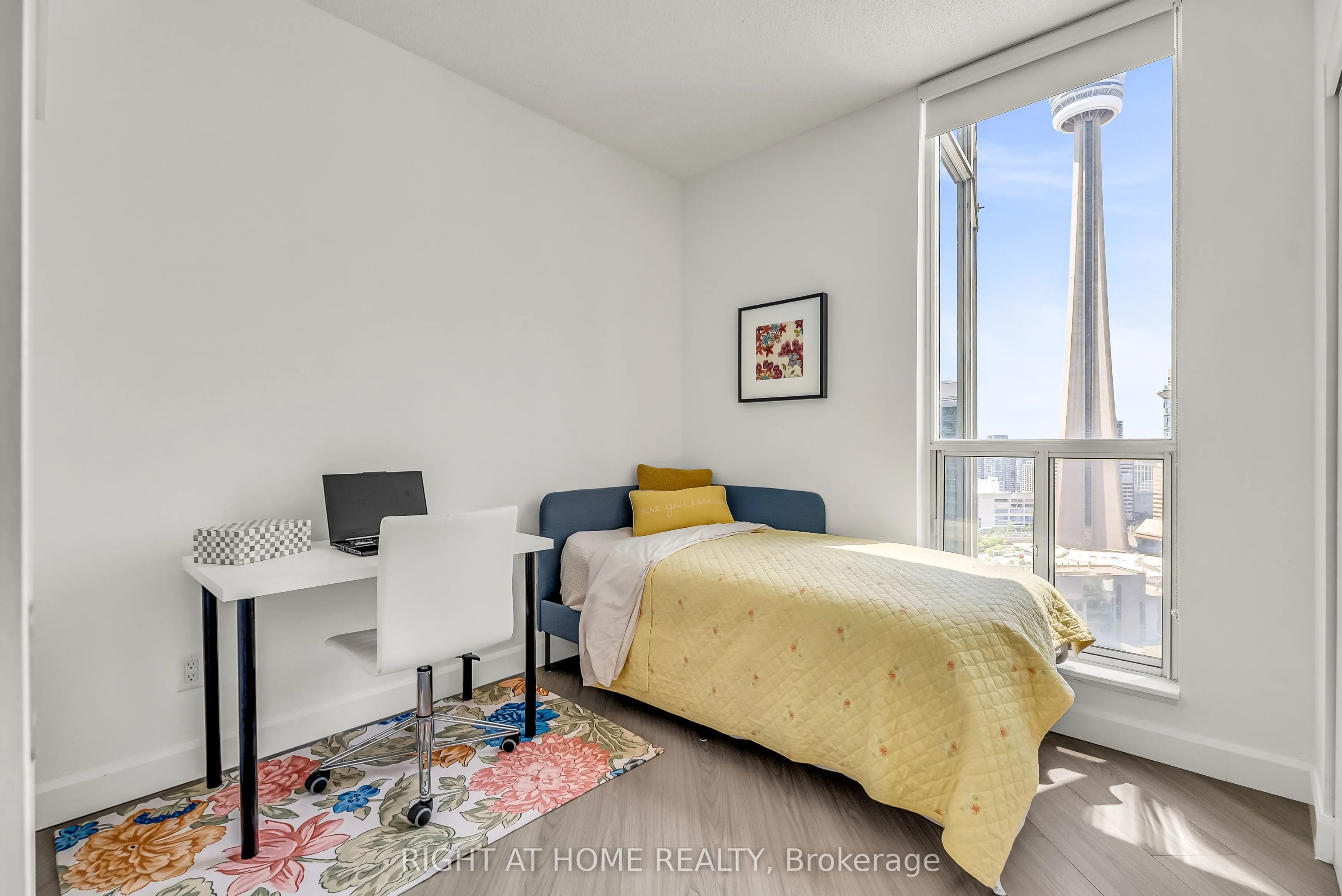 8 York Street, #3202