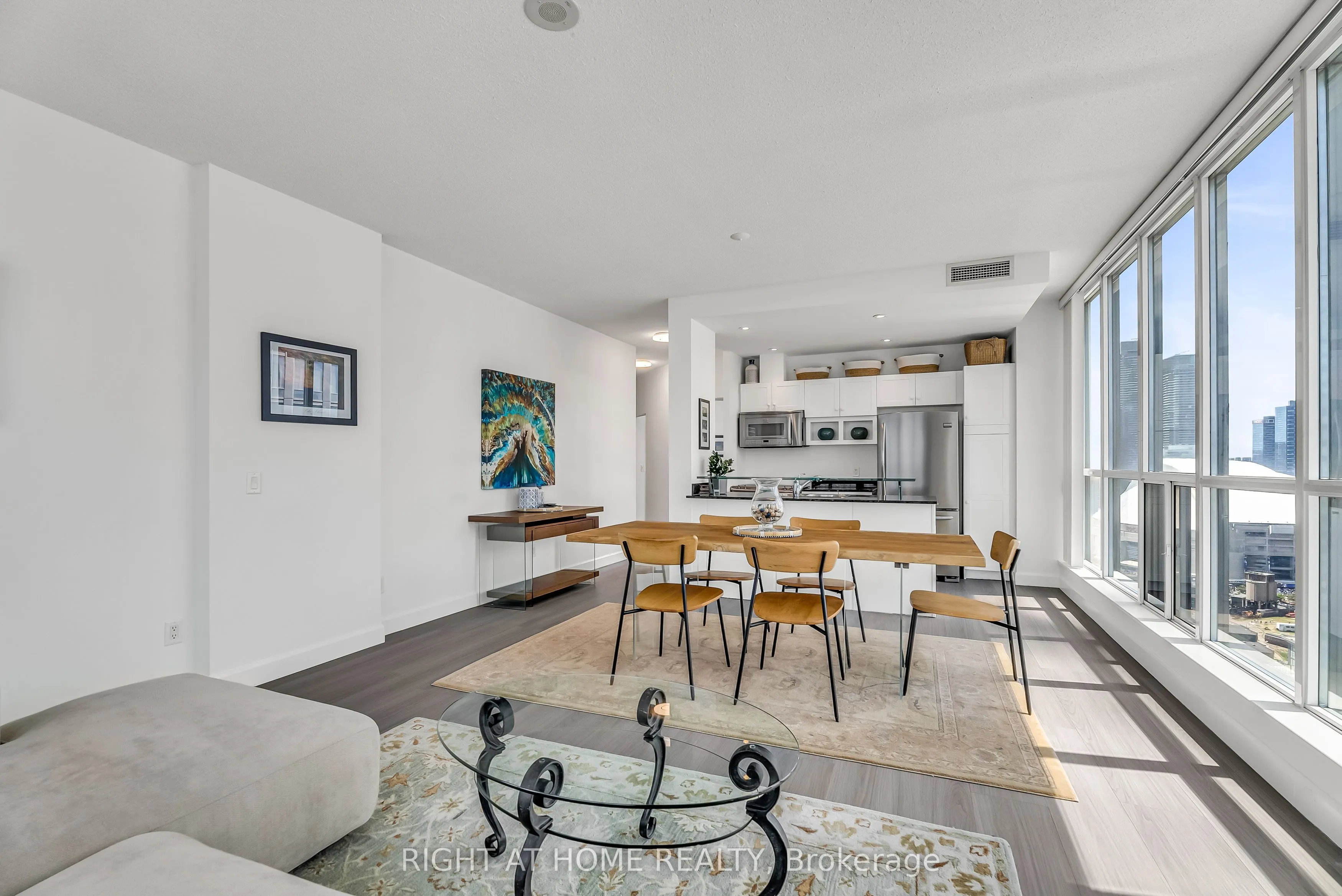 8 York Street, #3202