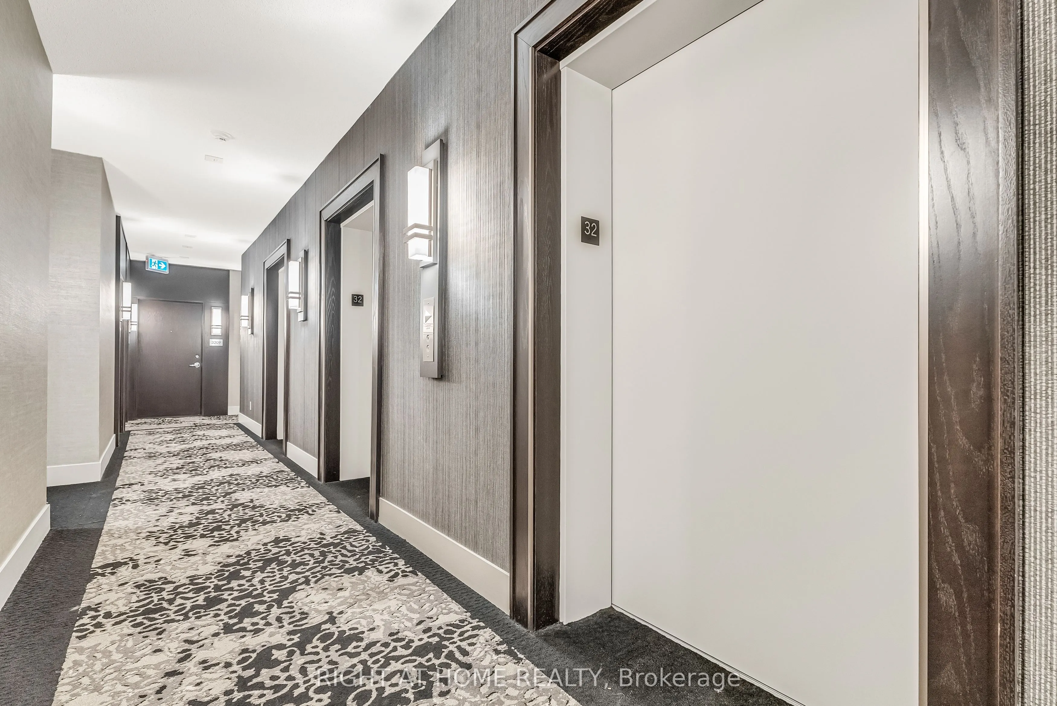 8 York Street, #3202