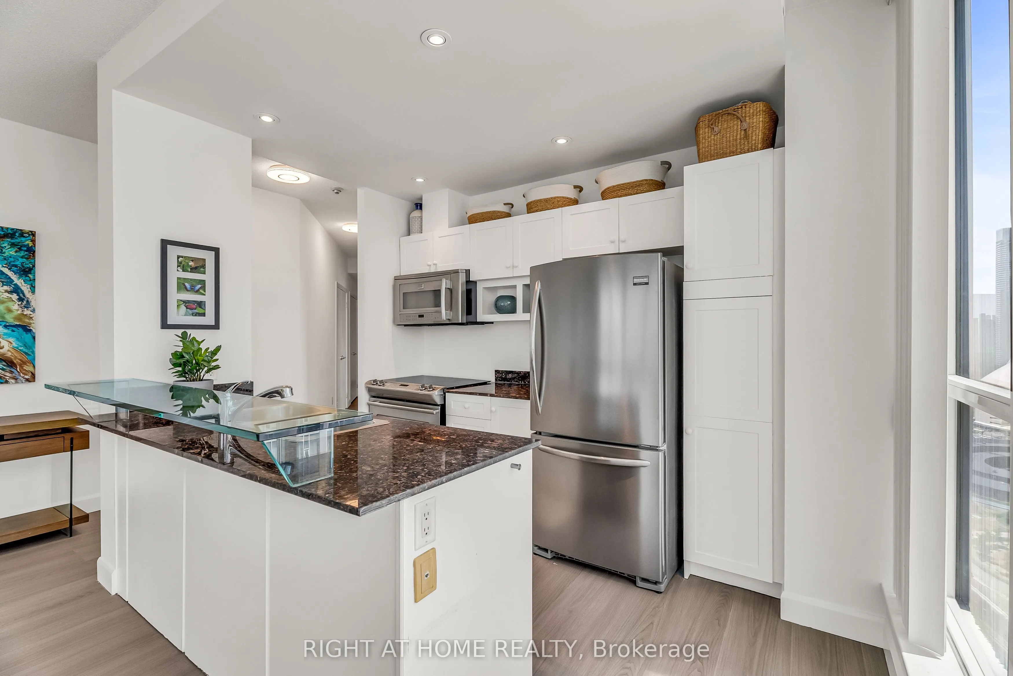 8 York Street, #3202