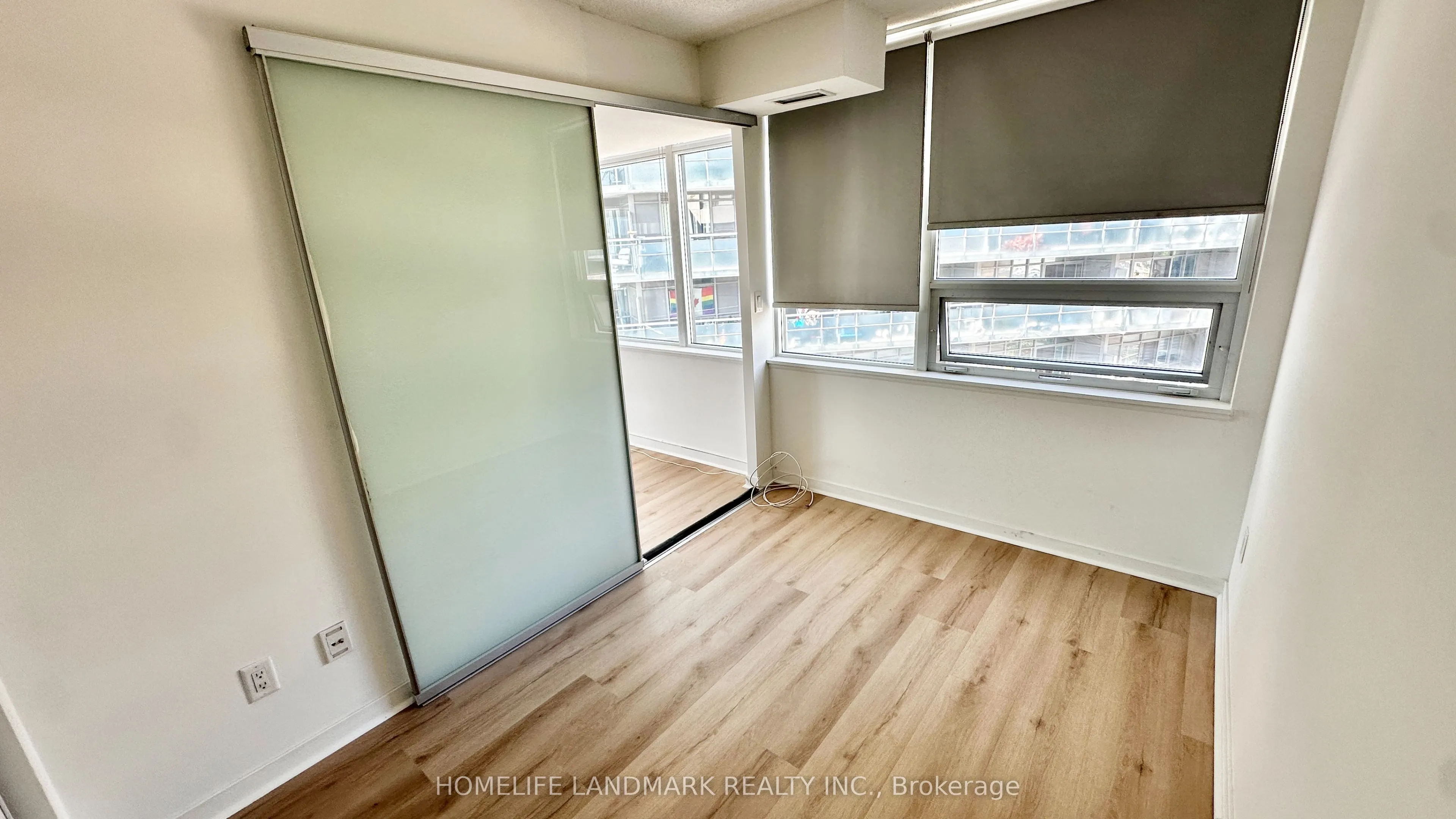 20 Joe Shuster Way, #519