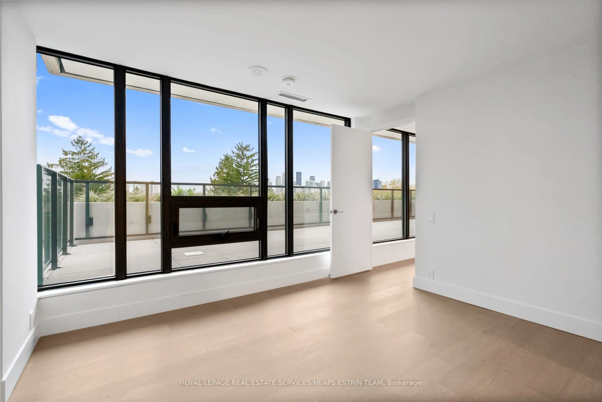 1414 Bayview Avenue, #606