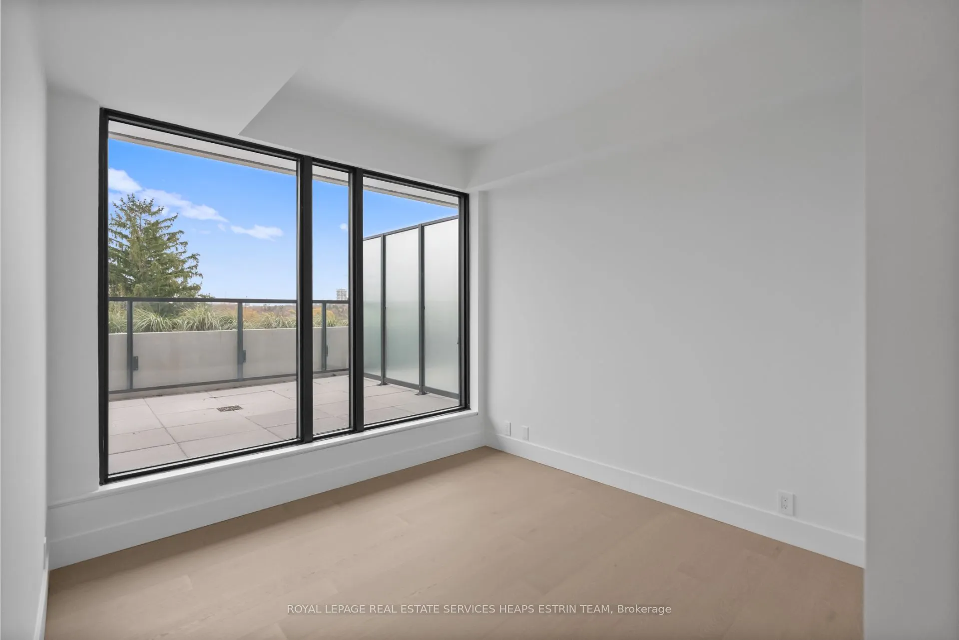 1414 Bayview Avenue, #606