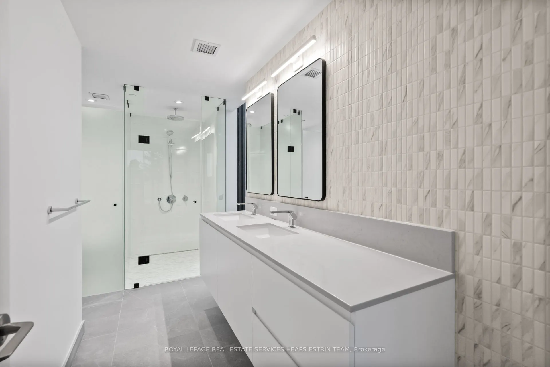 1414 Bayview Avenue, #606
