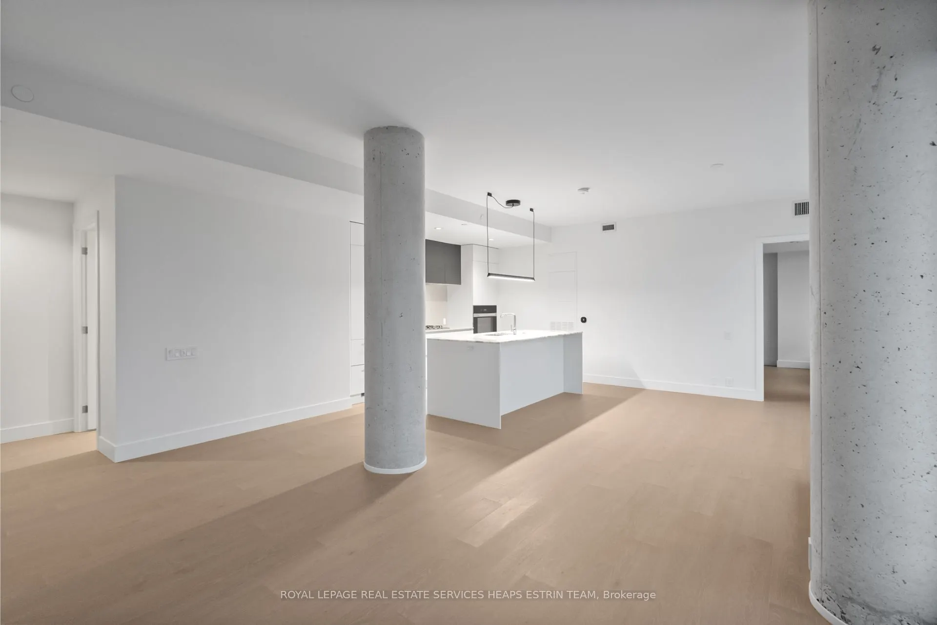 1414 Bayview Avenue, #606
