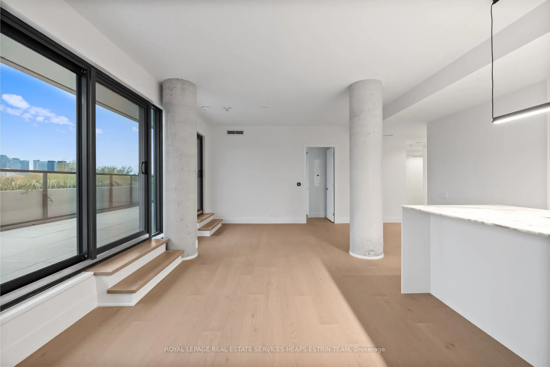 1414 Bayview Avenue, #606