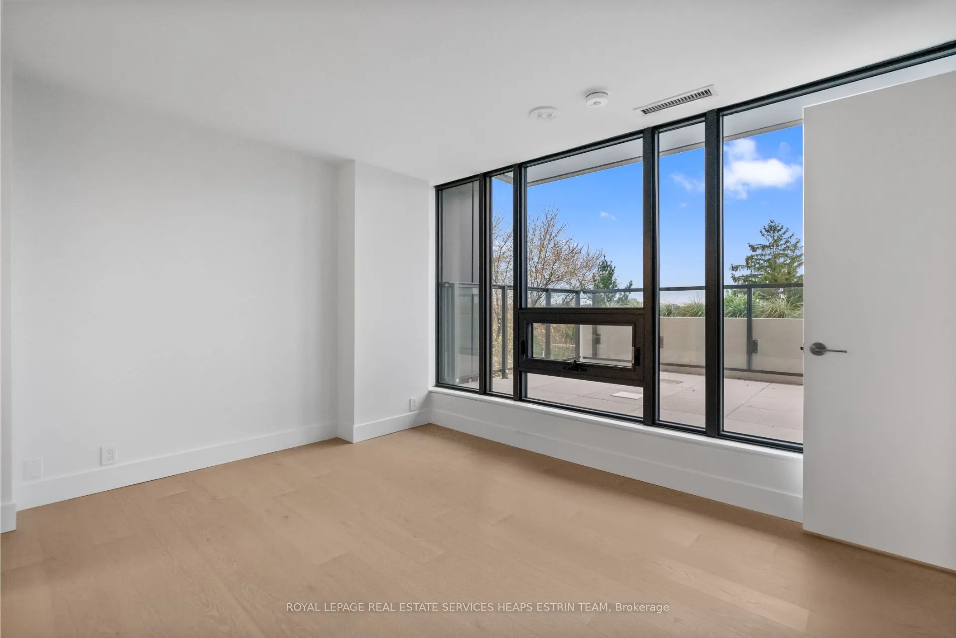 1414 Bayview Avenue, #606