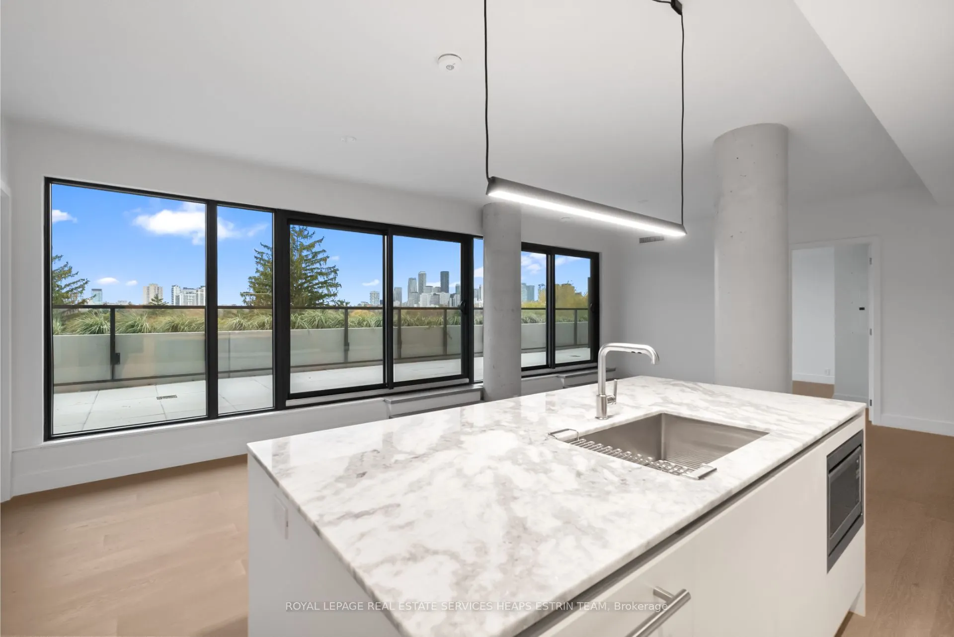 1414 Bayview Avenue, #606