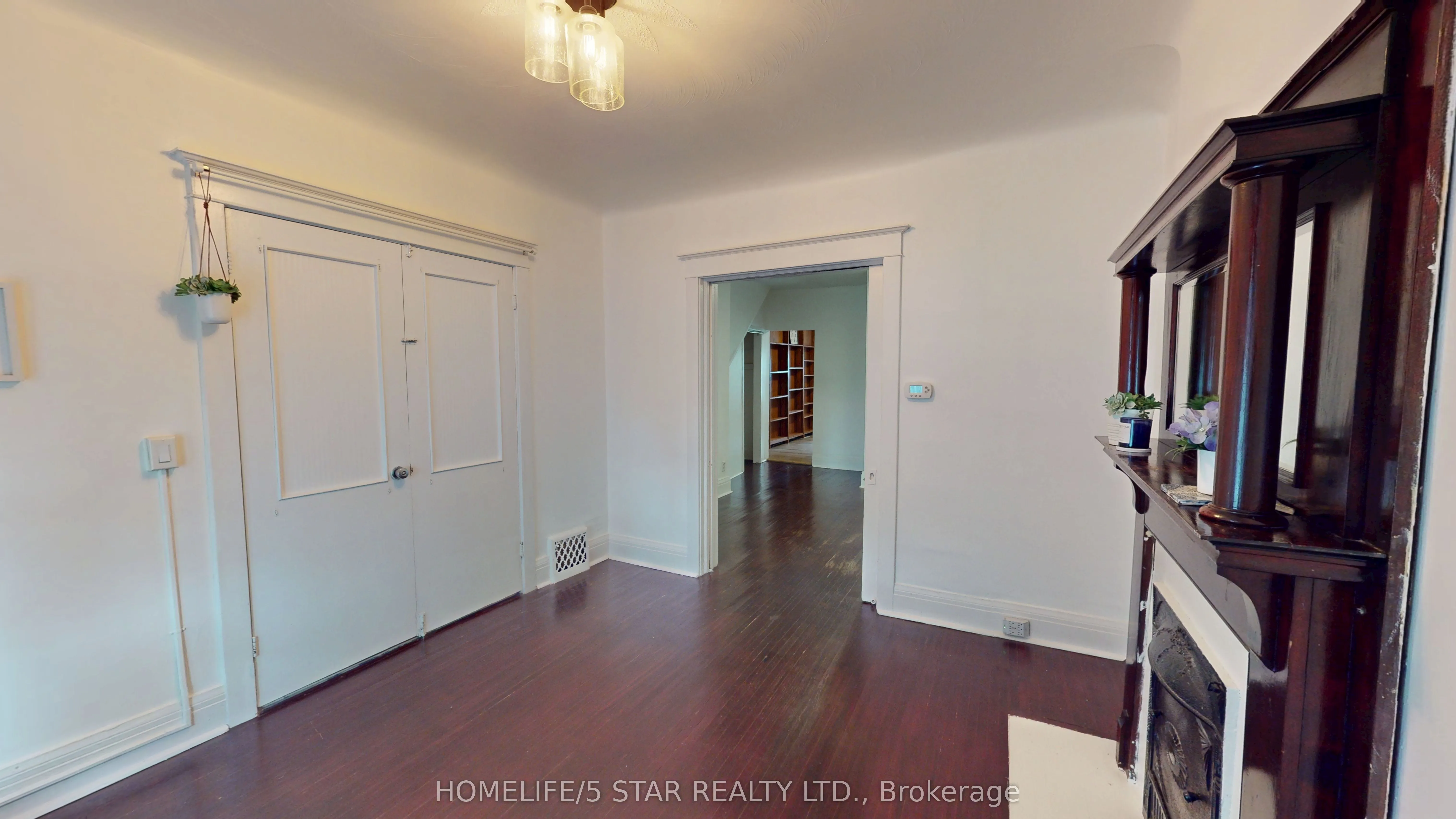 1221 Shaw Street, #Main Floor