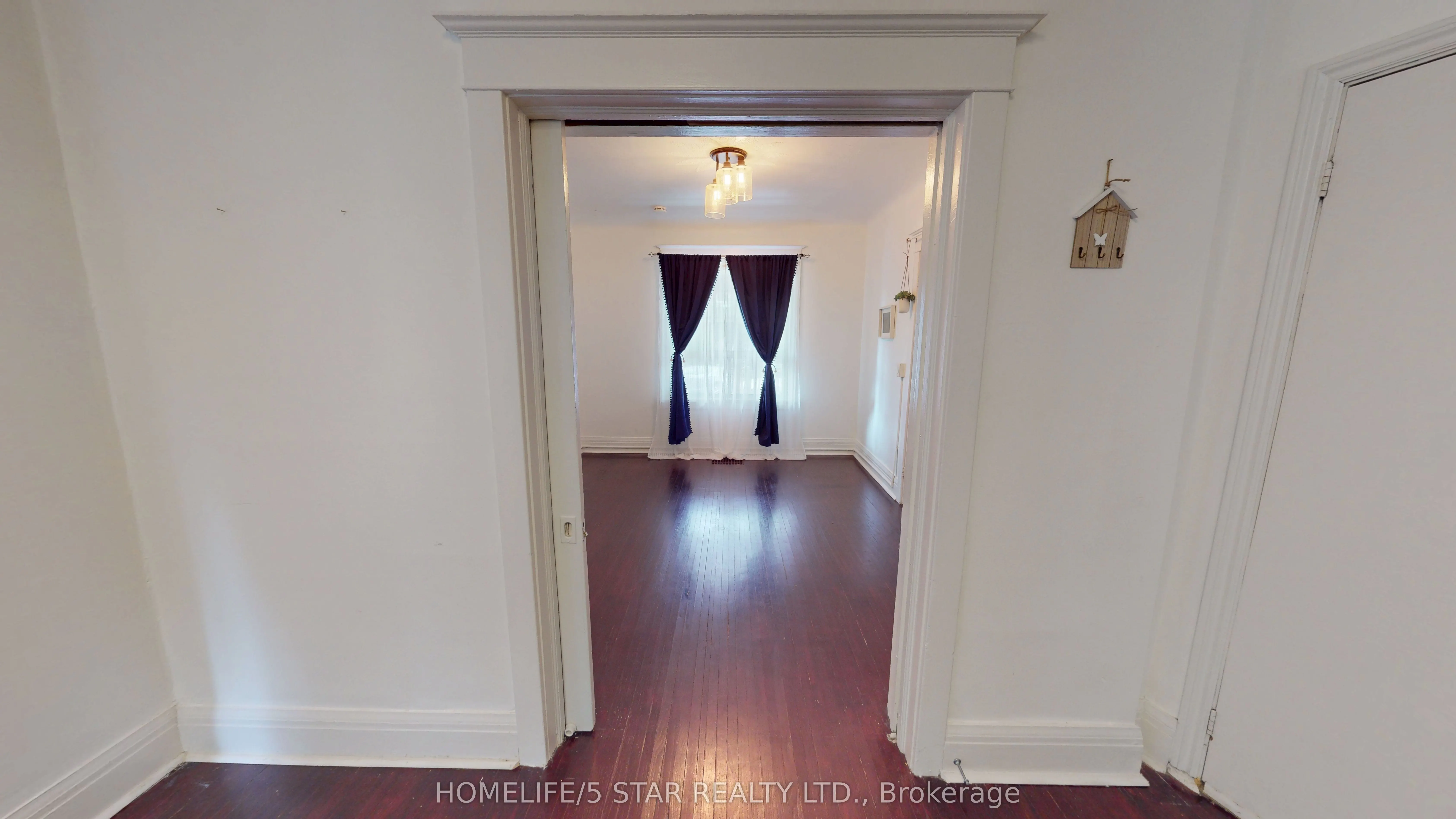 1221 Shaw Street, #Main Floor