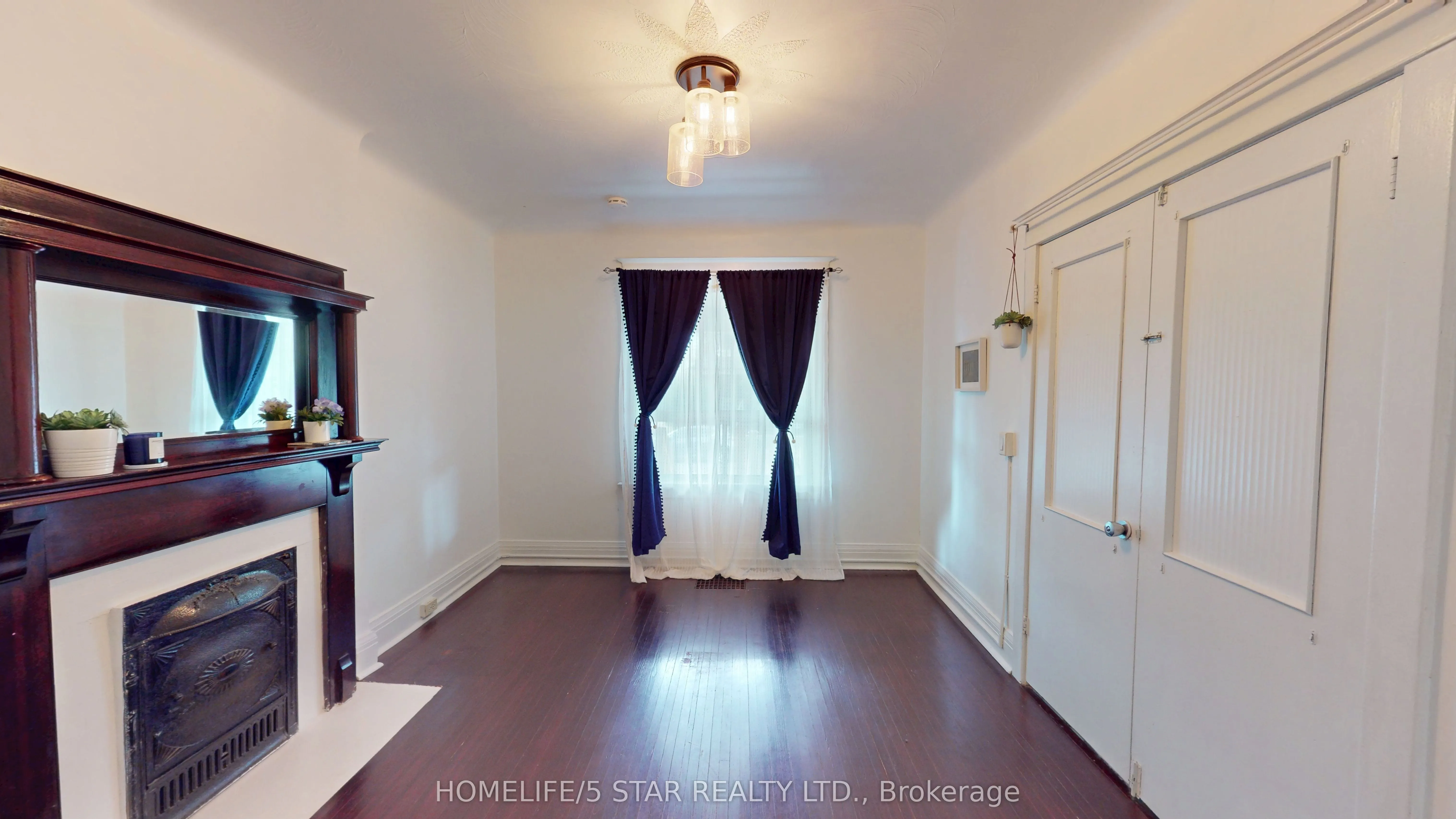 1221 Shaw Street, #Main Floor