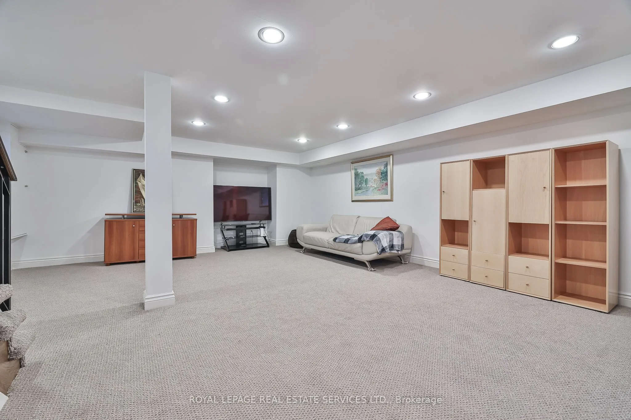108 Castlewood Drive