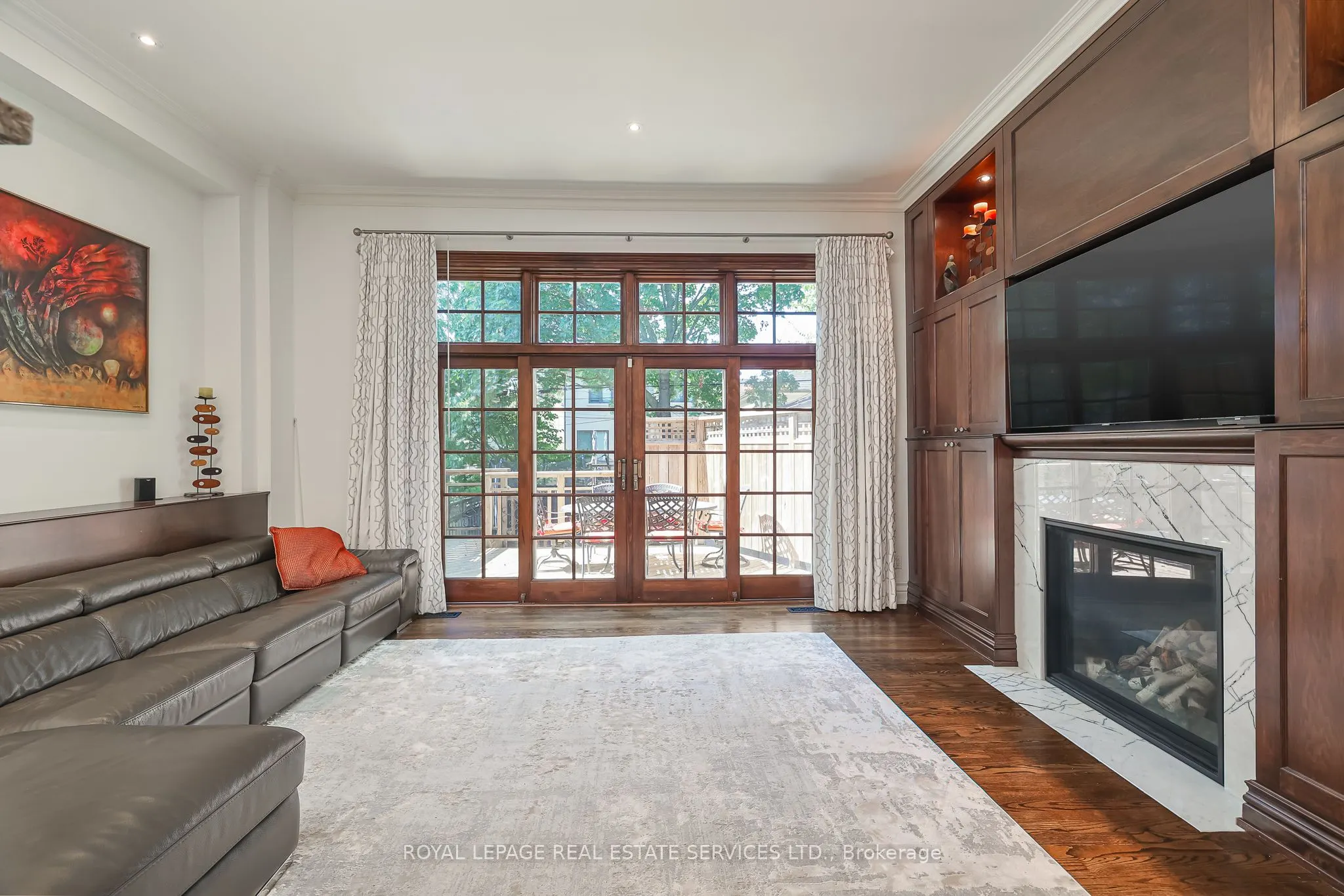 108 Castlewood Drive