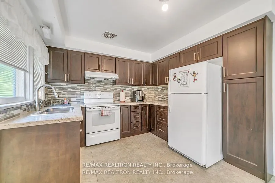 66 Claywood Road