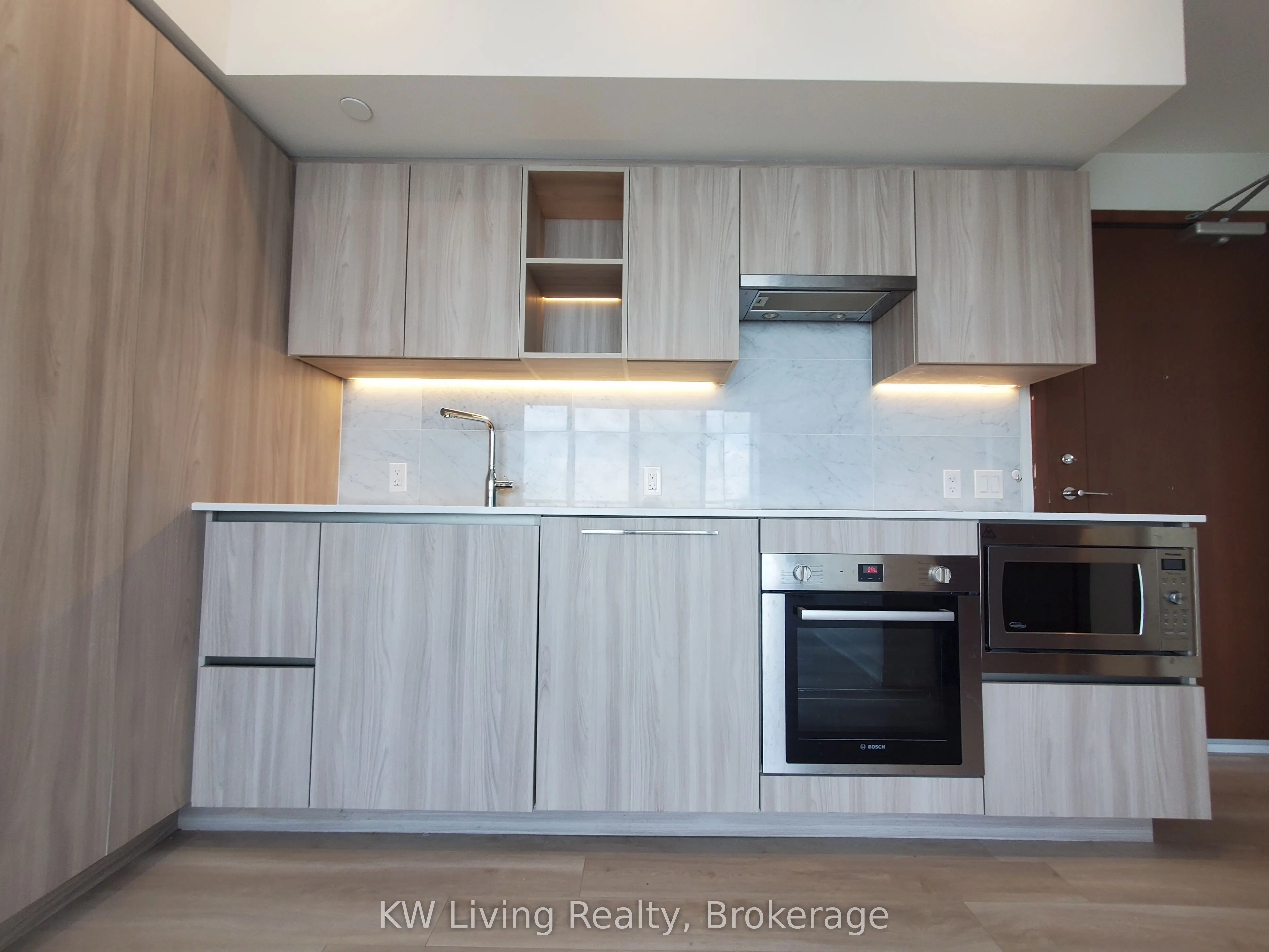 19 Bathurst Street, #4005