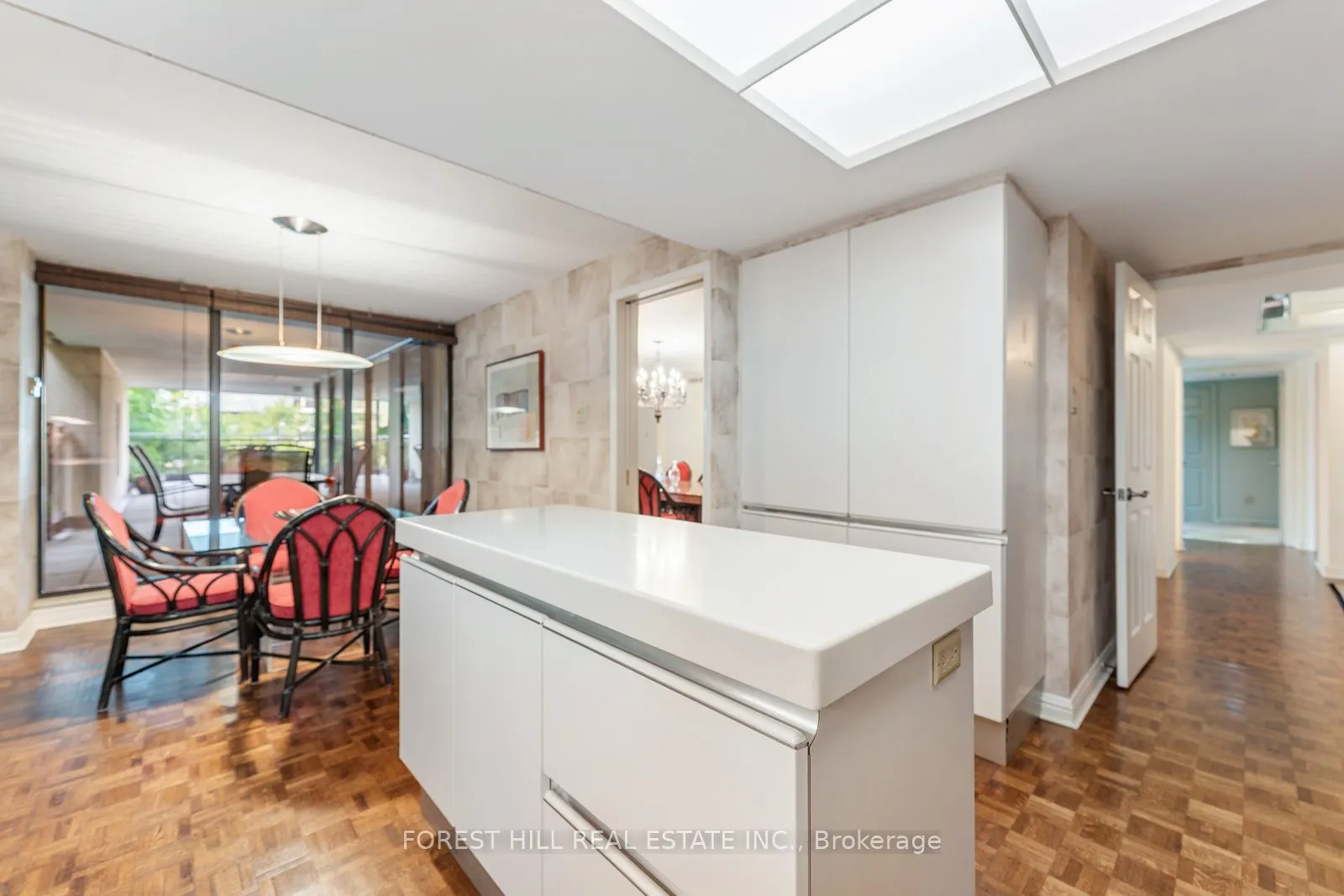 3900 Yonge Street, #815