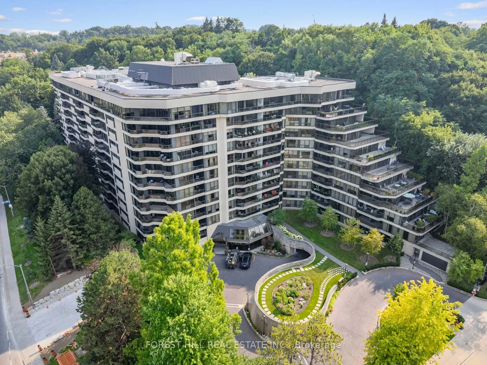 3900 Yonge Street, #815