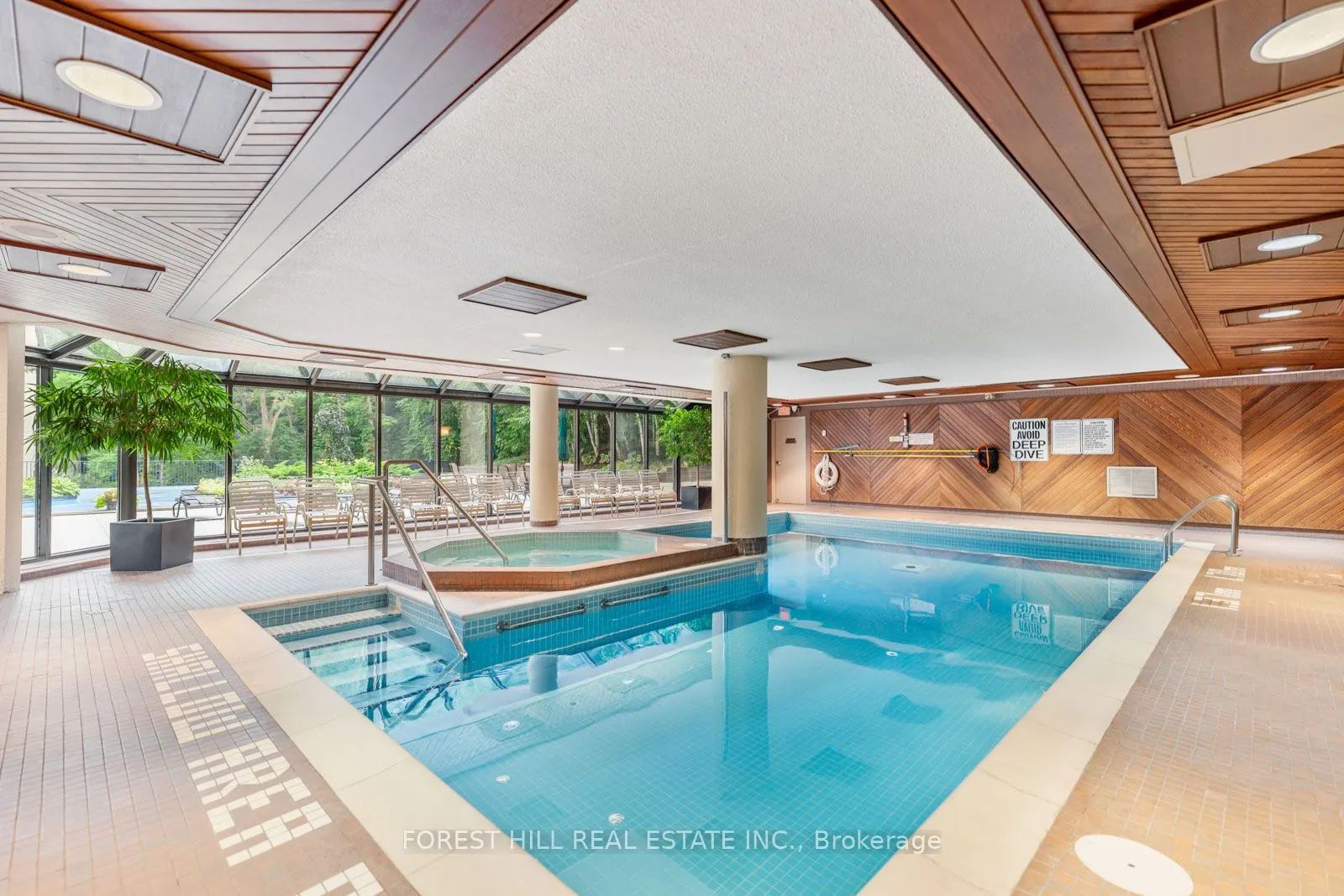 3900 Yonge Street, #815