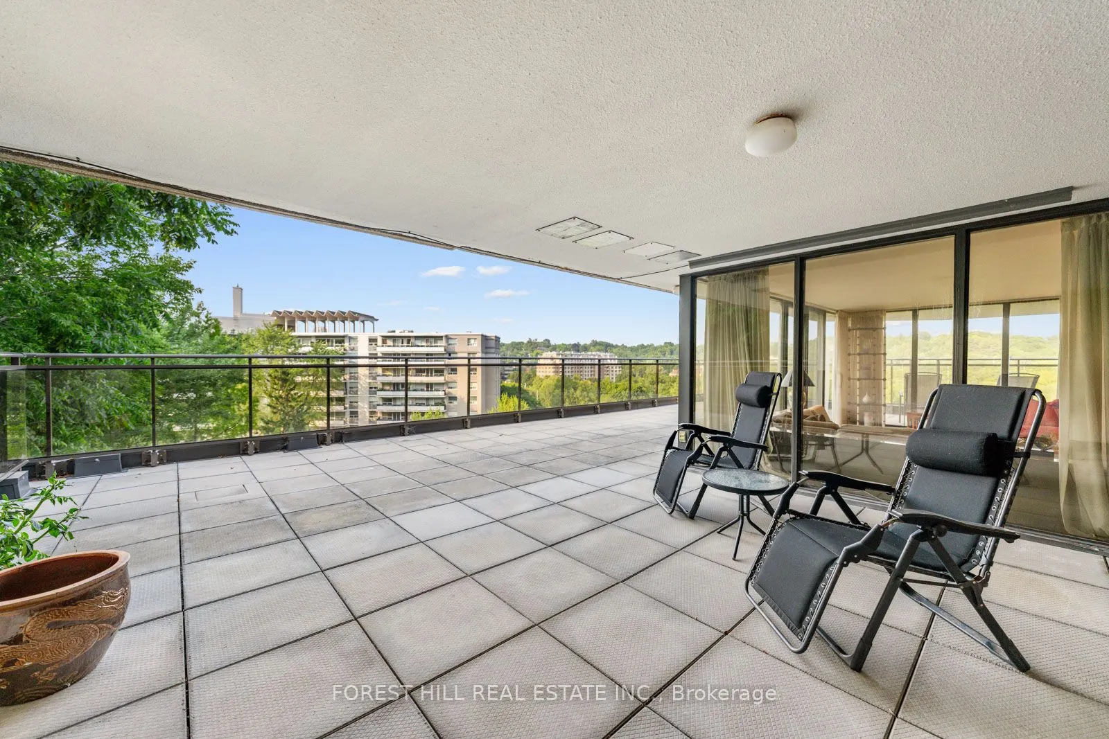 3900 Yonge Street, #815