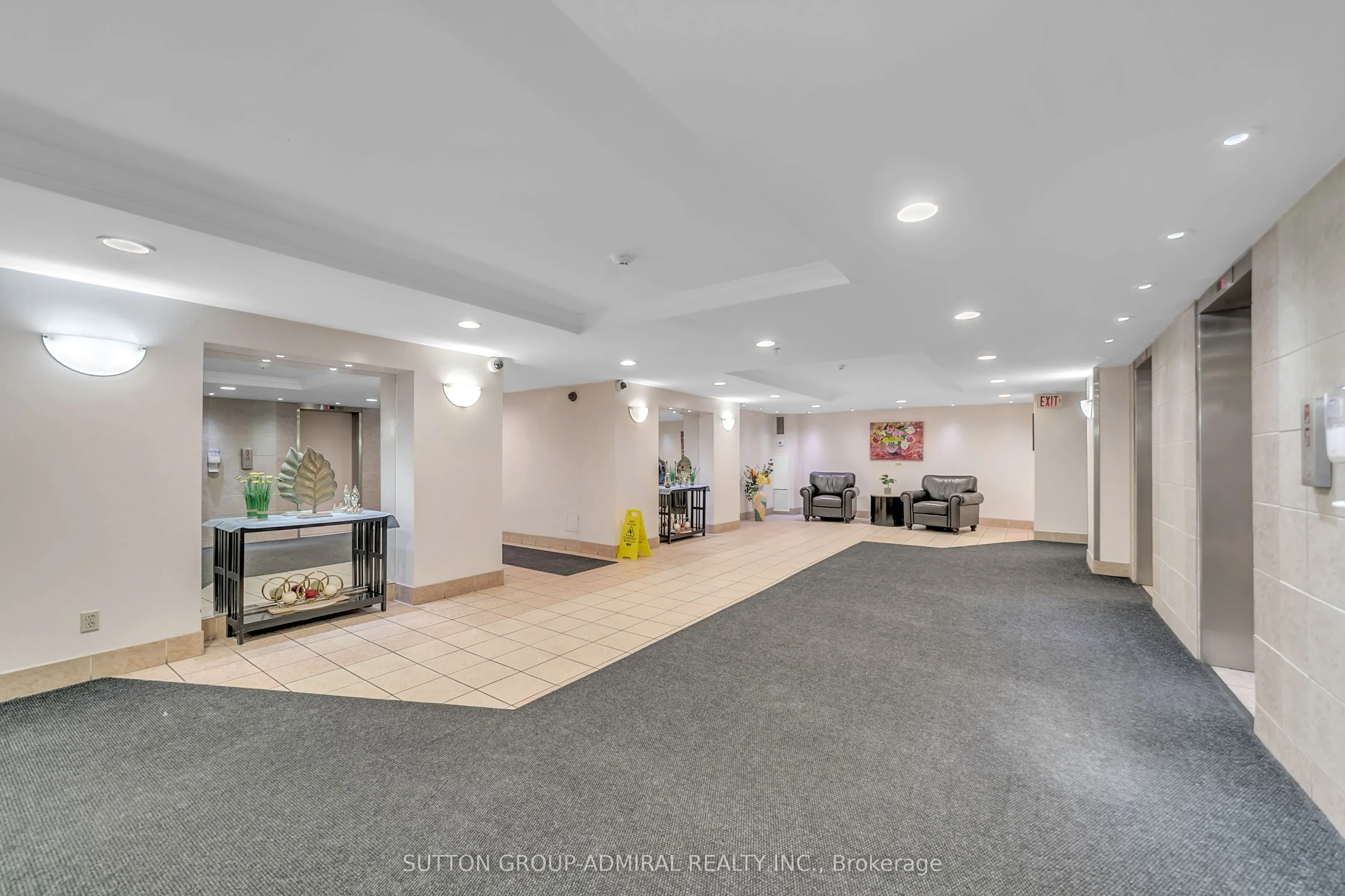 5 Old Sheppard Avenue, #808