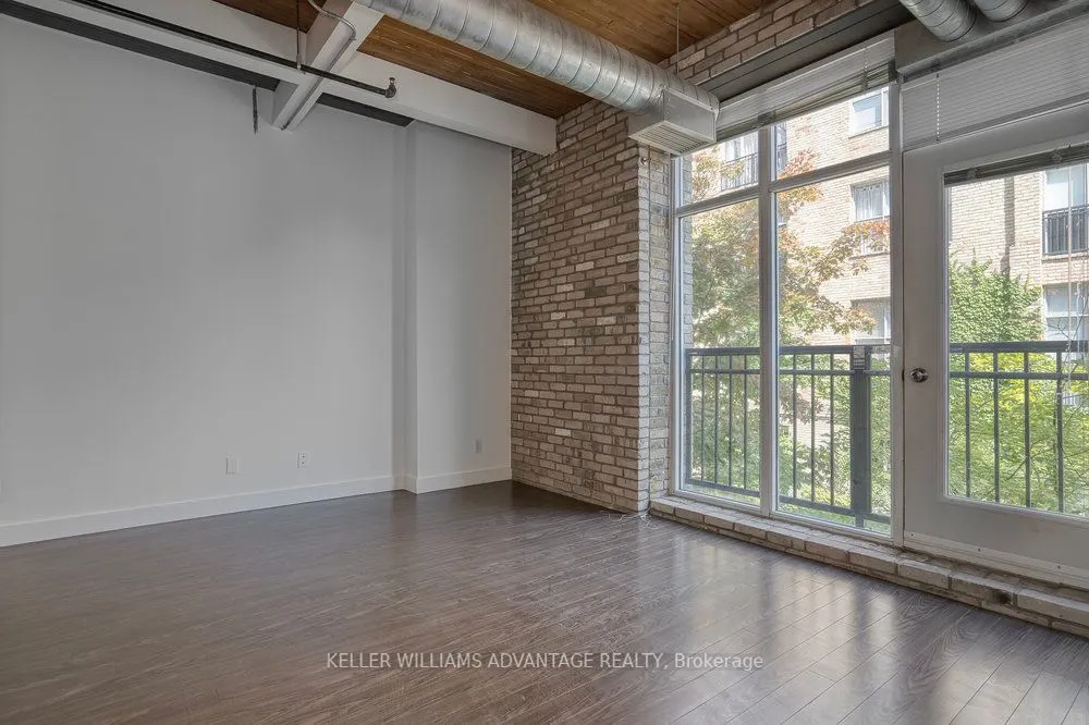 955 Queen Street W, #324