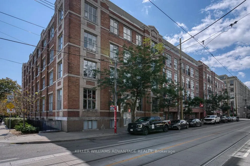 955 Queen Street W, #324